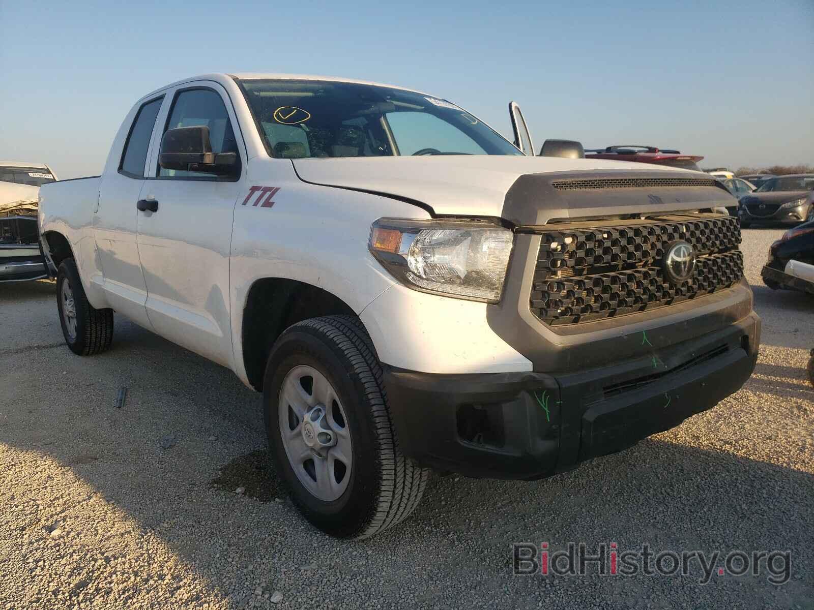 Фотография 5TFUY5F17LX950827 - TOYOTA TUNDRA 2020