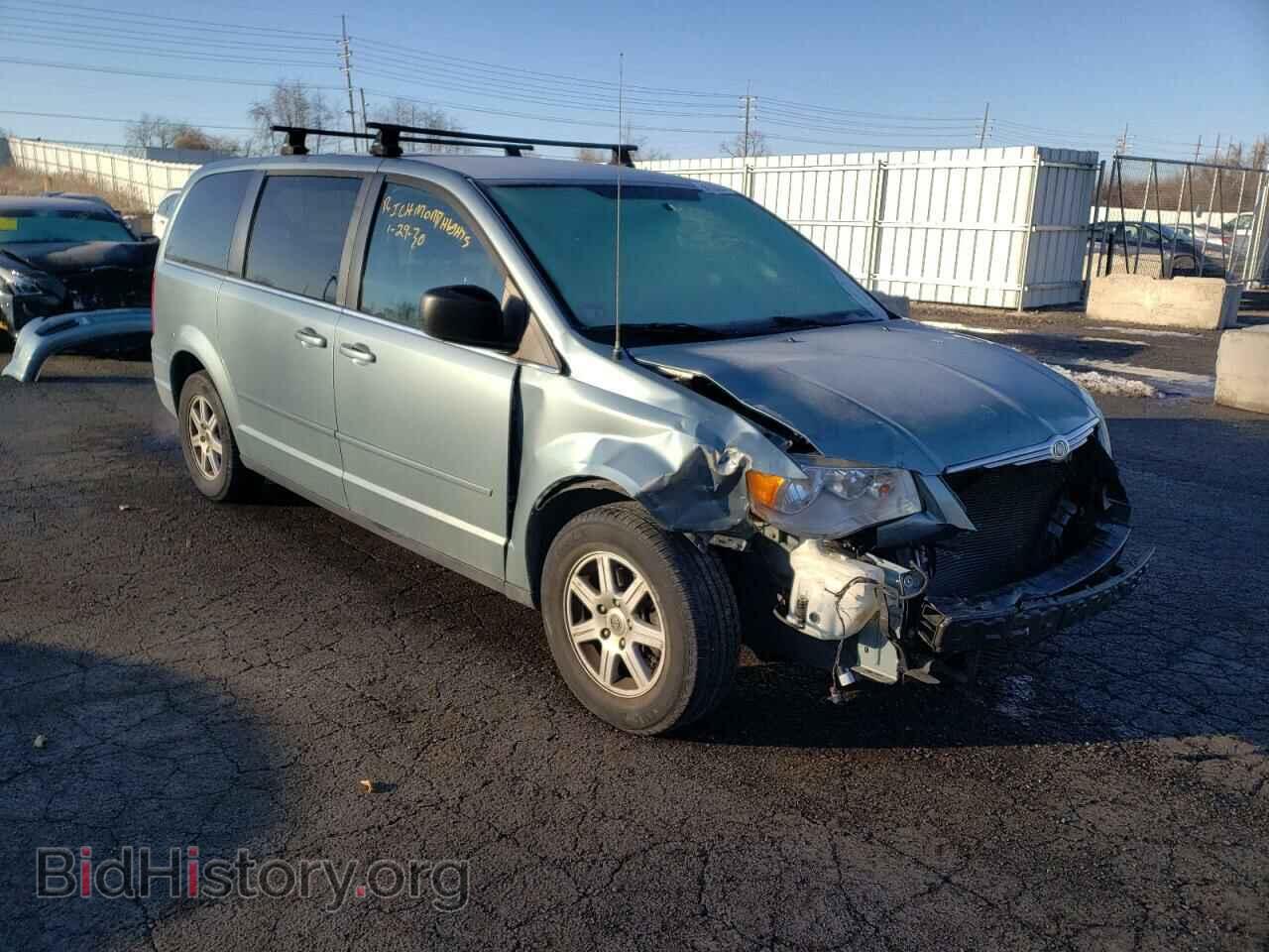 Photo 2A4RR2D11AR365669 - CHRYSLER MINIVAN 2010