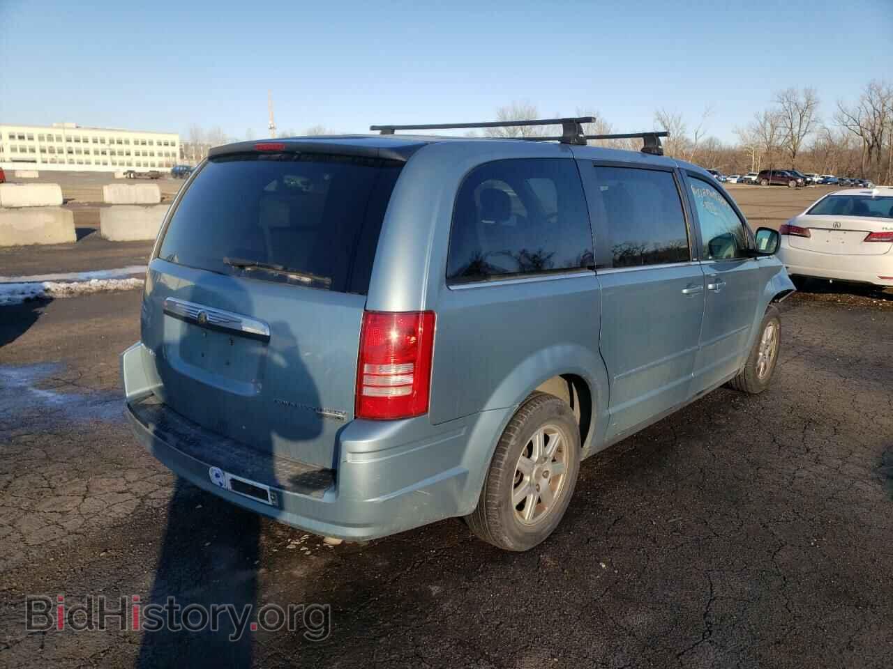 2010 CHRYSLER MINIVAN - VIN: 2A4RR2D11AR365669 - Фото 4