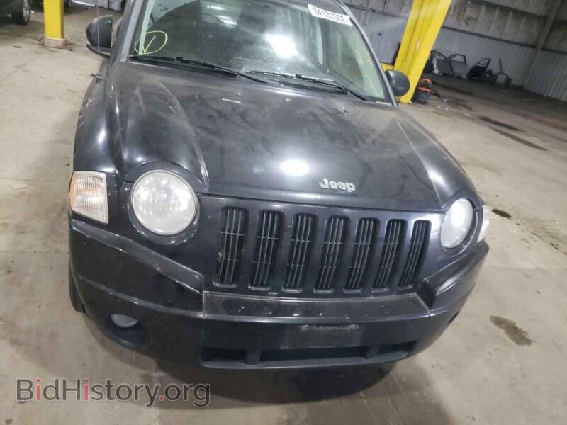 2008 Jeep COMPASS (VIN 1J8FF47W68D590101) — photo 9 of 10