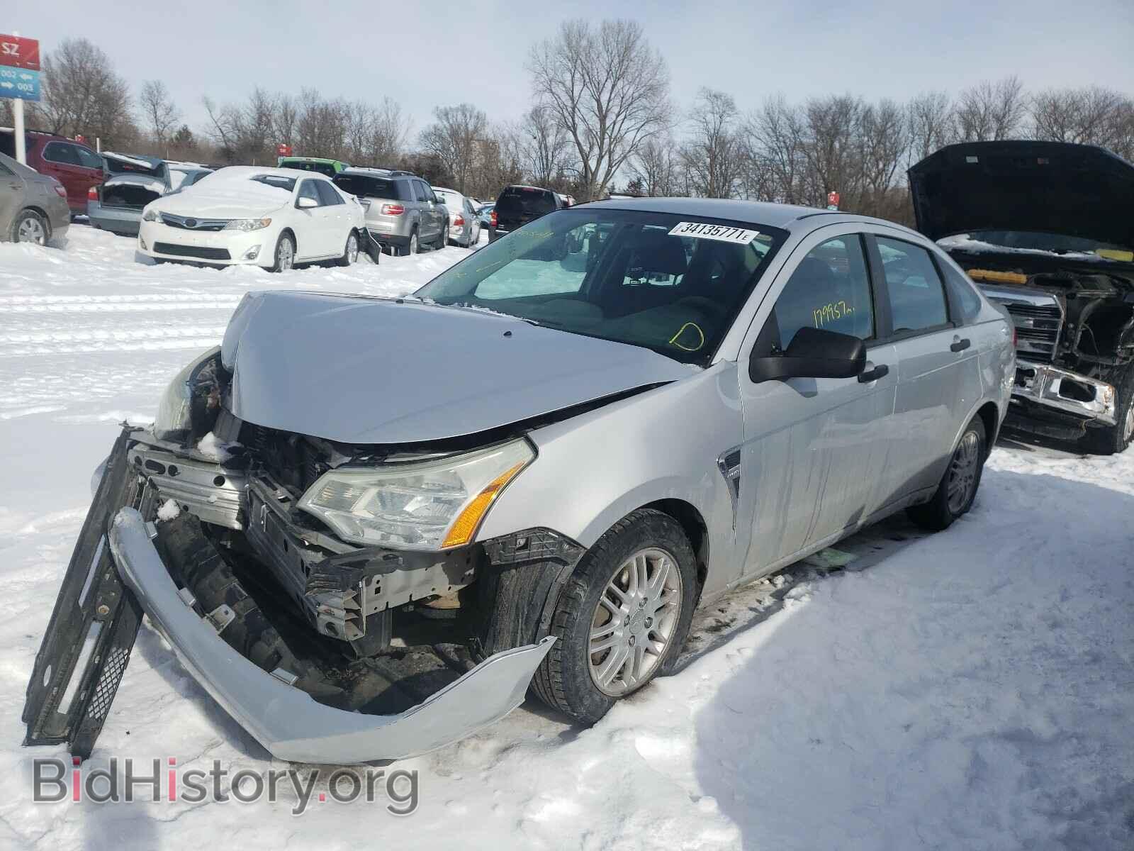 2008 FORD FOCUS - VIN: 1FAHP35N68W152044 - Фото 2