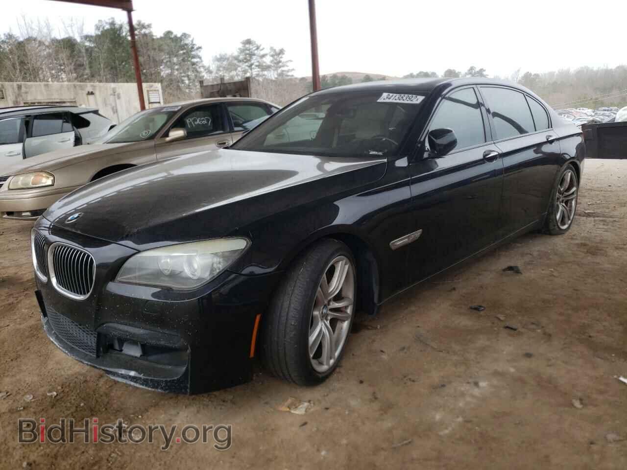 2011 BMW 7 SERIES - VIN: WBAKC8C50BC431832 - Фото 2