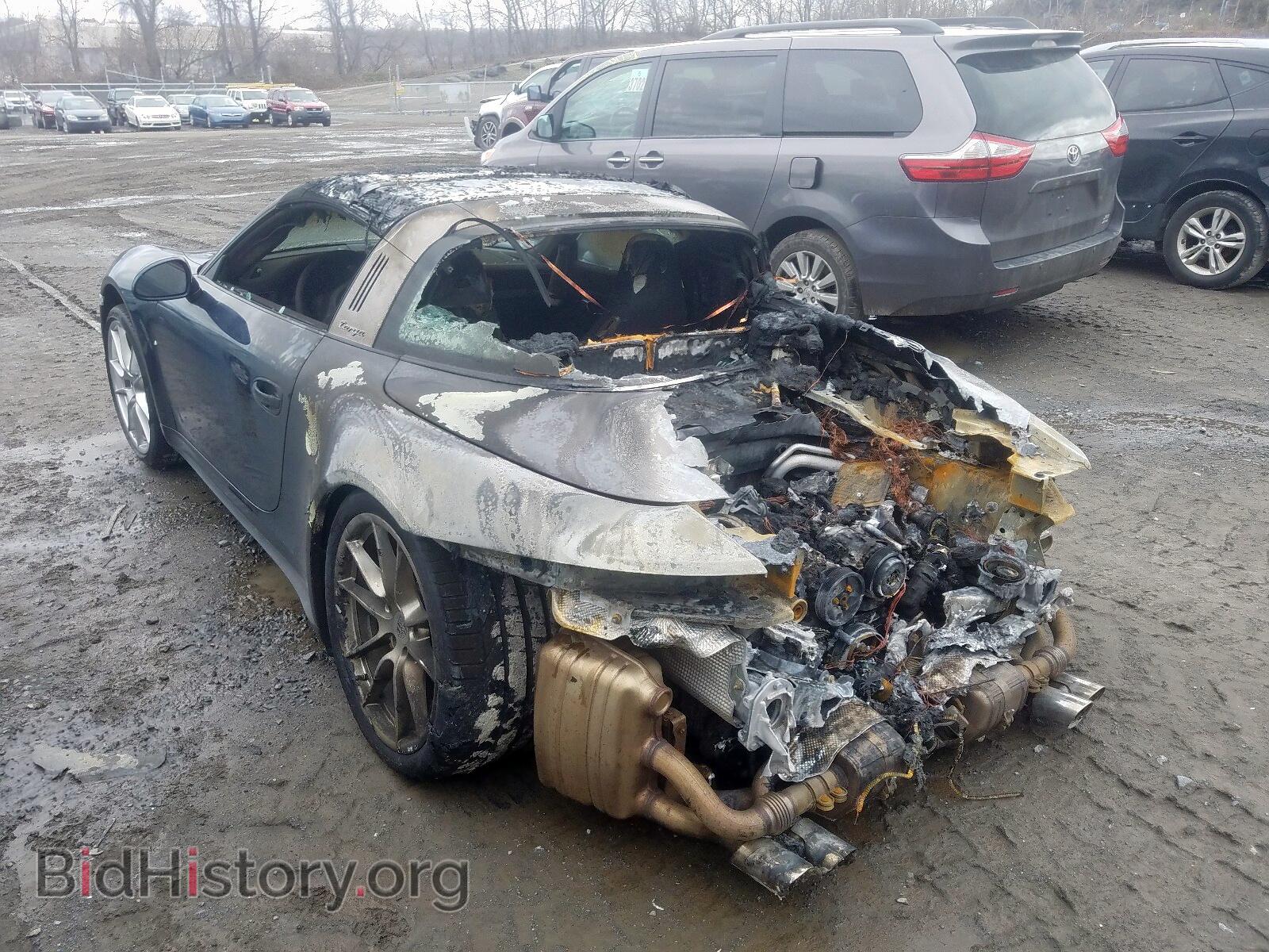 2015 PORSCHE 911 - VIN: WP0BB2A90FS135021 - Фото 3