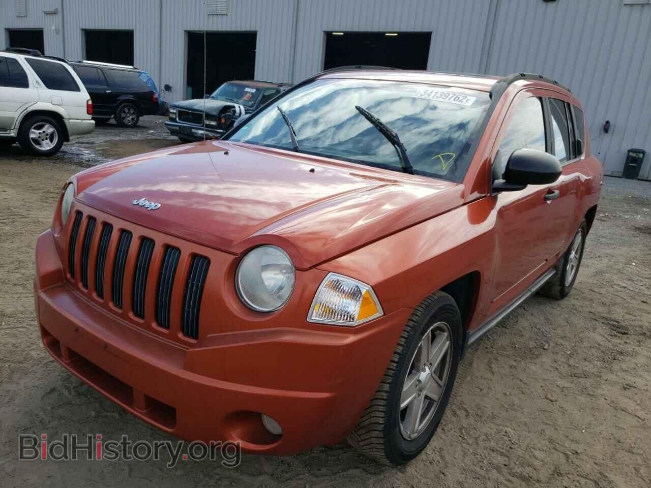 2008 JEEP COMPASS - VIN: 1J8FT47W58D520291 - Фото 2