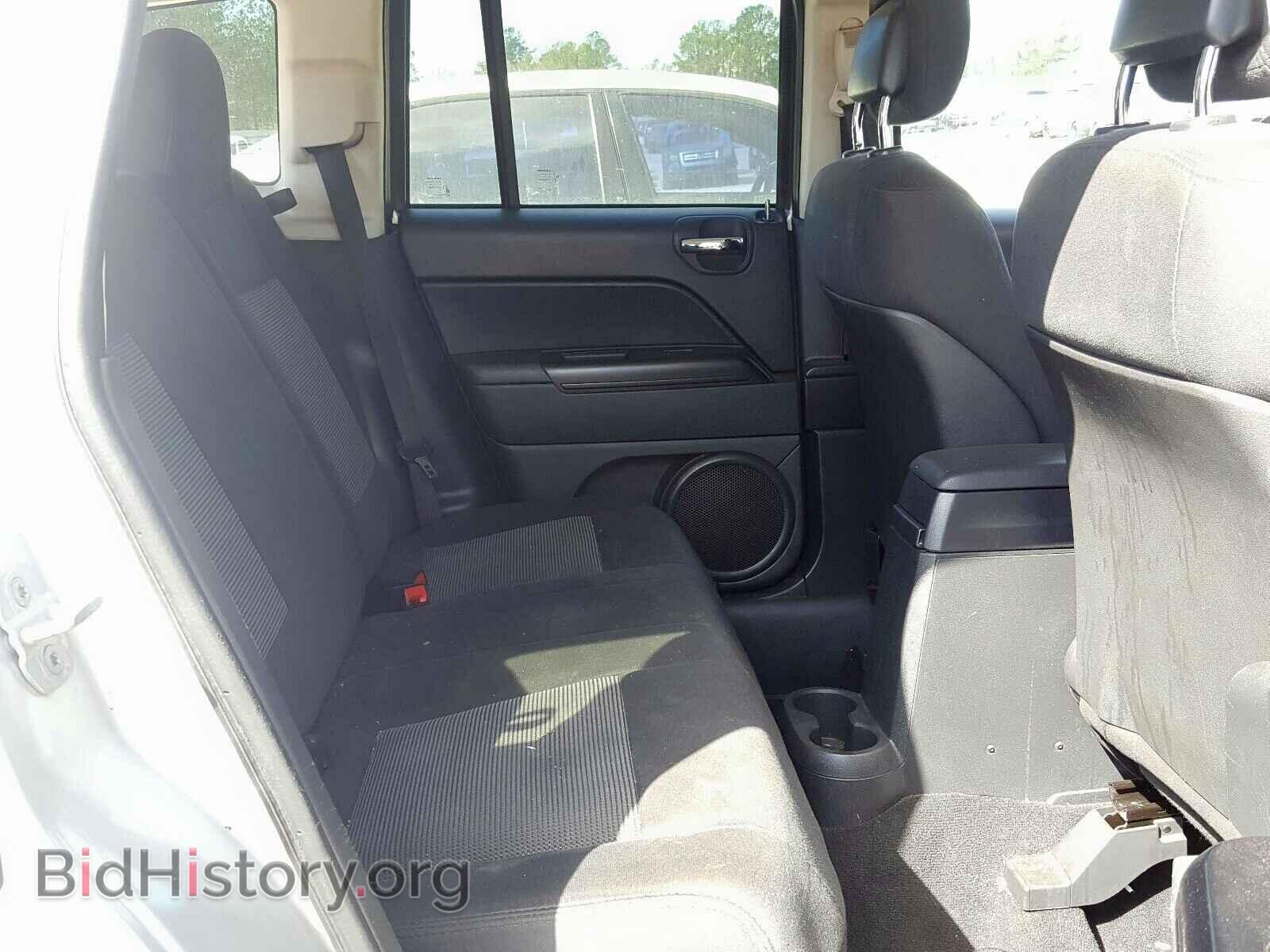 2011 JEEP COMPASS - VIN: 1J4NF1FB8BD180465 - Photo 6