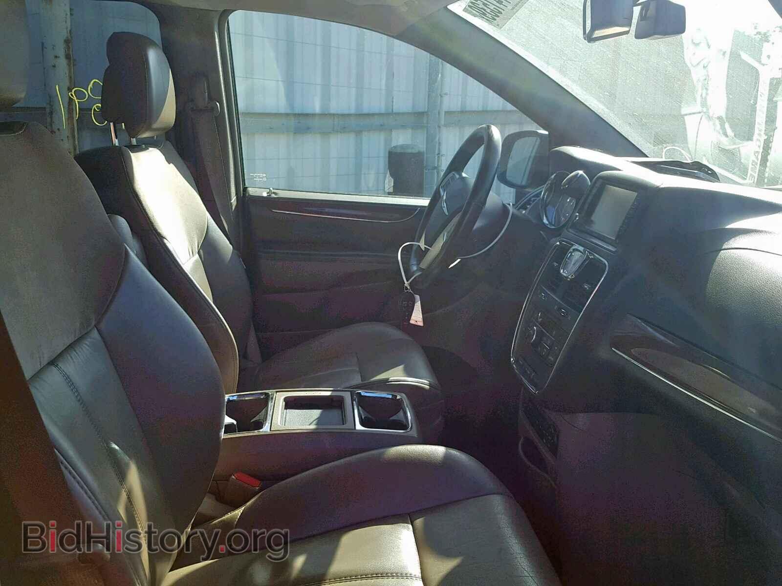 2011 CHRYSLER TOWN & COU - VIN: 2A4RR6DG1BR785980 - Фото 5