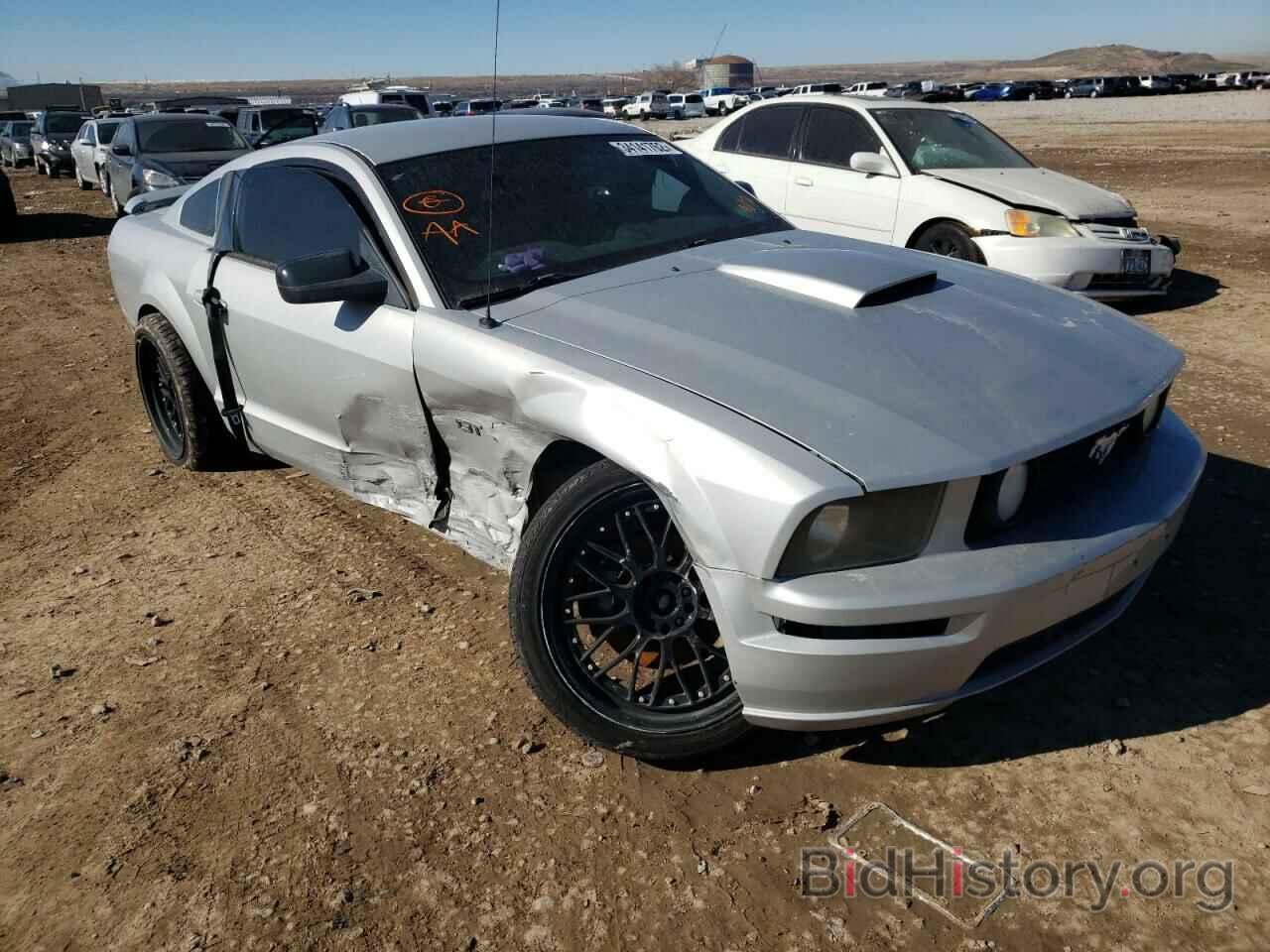 Photo 1ZVHT82H375249849 - FORD MUSTANG 2007