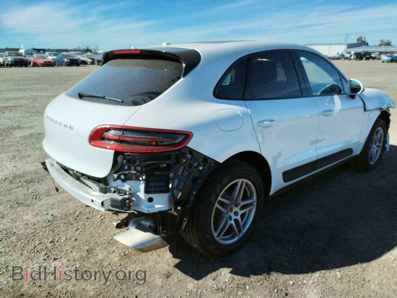 2017 PORSCHE MACAN - VIN: WP1AA2A51HLB82338 - Photo 4
