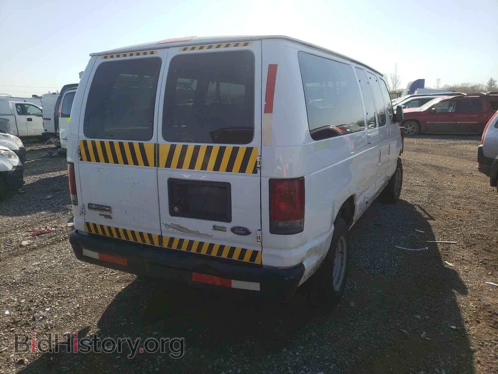 2011 FORD ECONOLINE - VIN: 1FBNE3BL0BDA15825 - Photo 4
