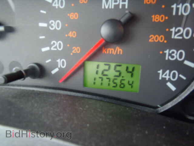 2005 FORD FOCUS - VIN: 3FAFP31N85R116111 - Фото 8