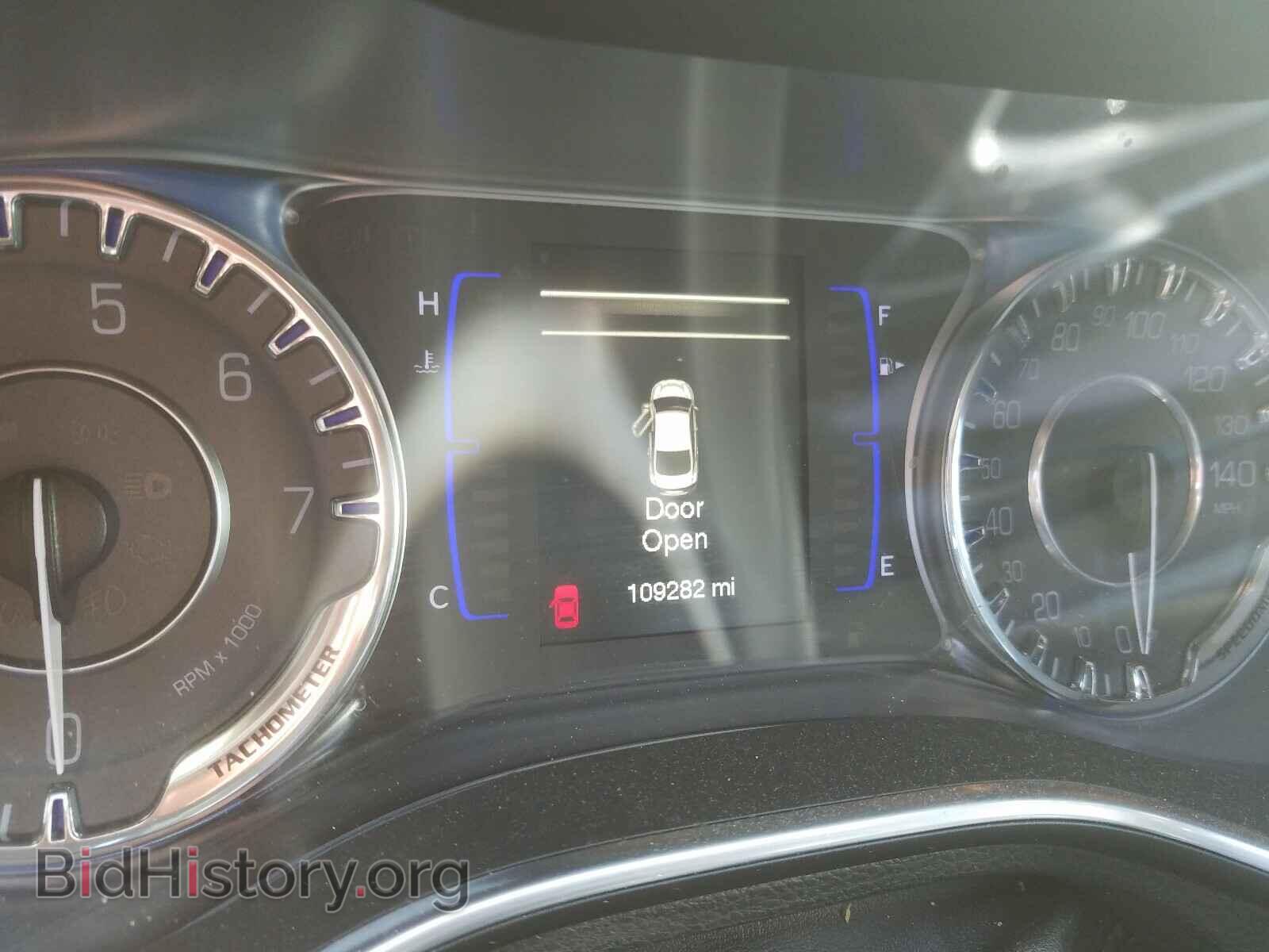 2016 CHRYSLER 200 - VIN: 1C3CCCAG8GN191850 - Фото 8