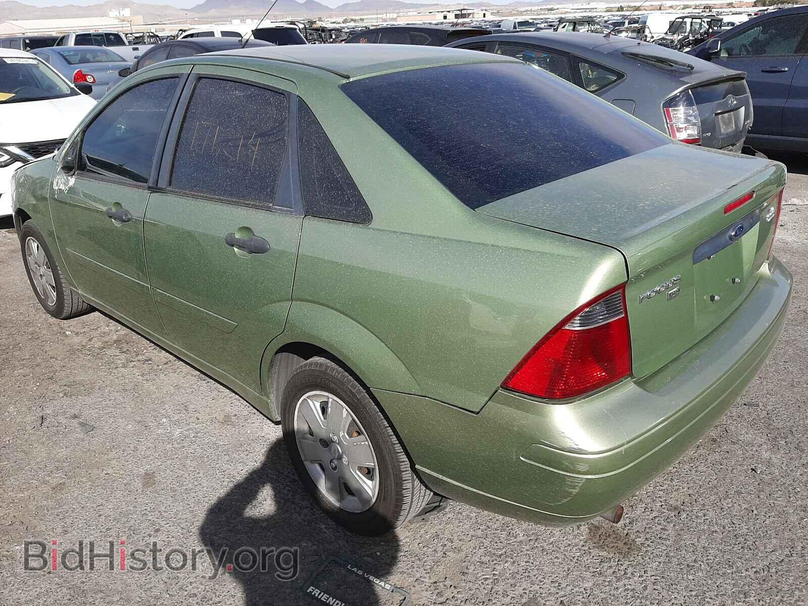 2007 FORD FOCUS - VIN: 1FAHP34N97W244944 - Фото 3