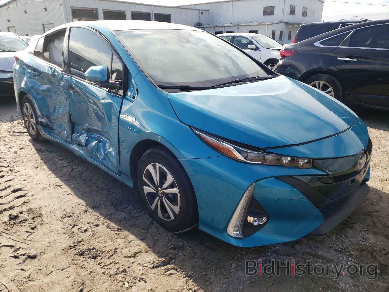 Фотография JTDKARFP0H3024520 - TOYOTA PRIUS 2017