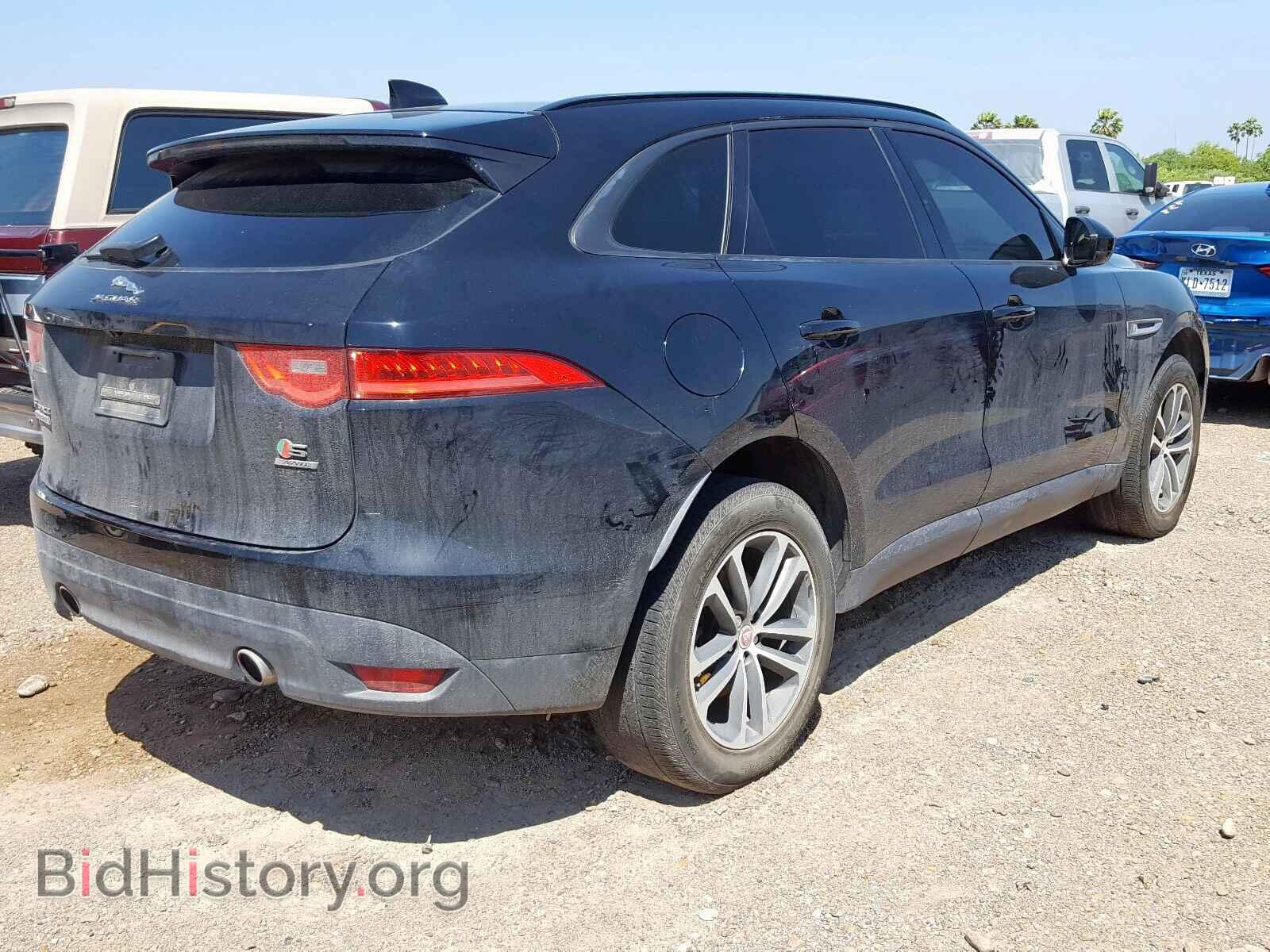 2017 JAGUAR F-PACE - VIN: SADCJ2BV2HA495665 - Фото 4