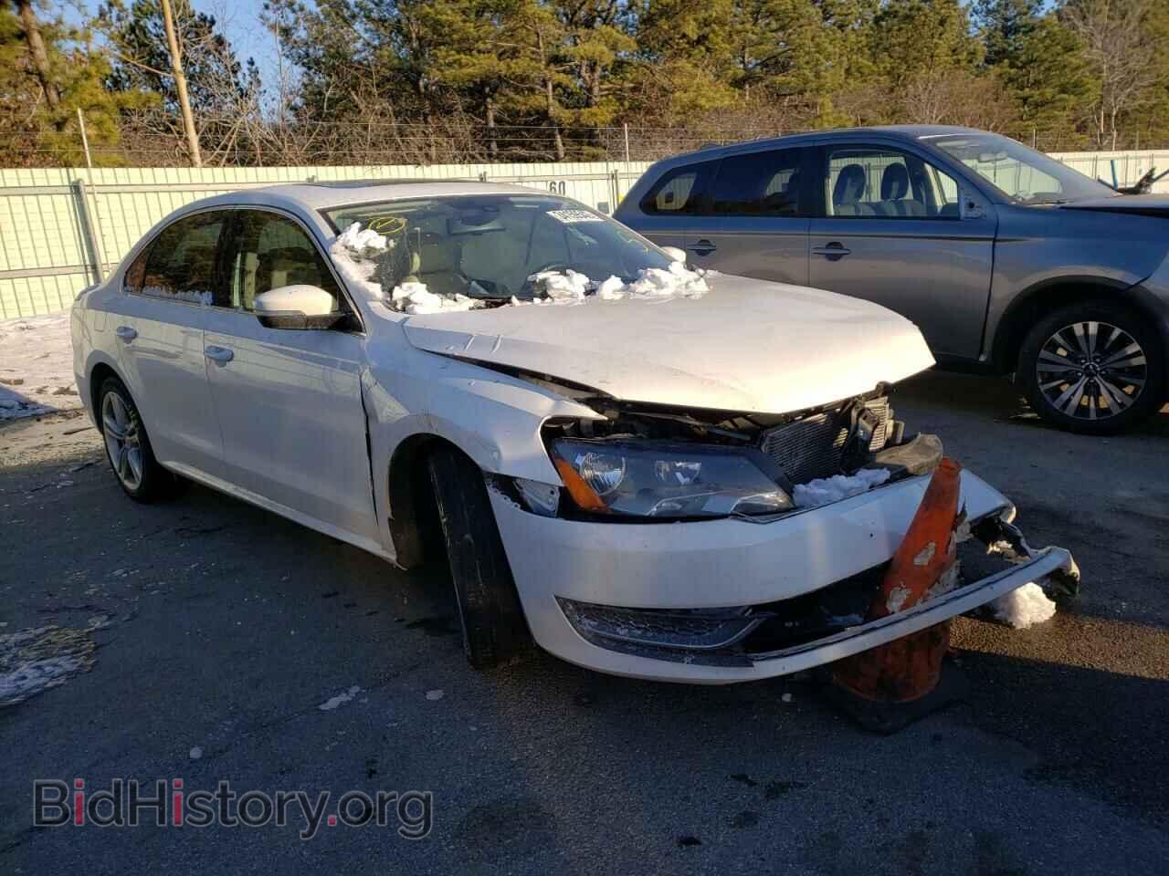 Фотография 1VWBP7A38EC001440 - VOLKSWAGEN PASSAT 2014