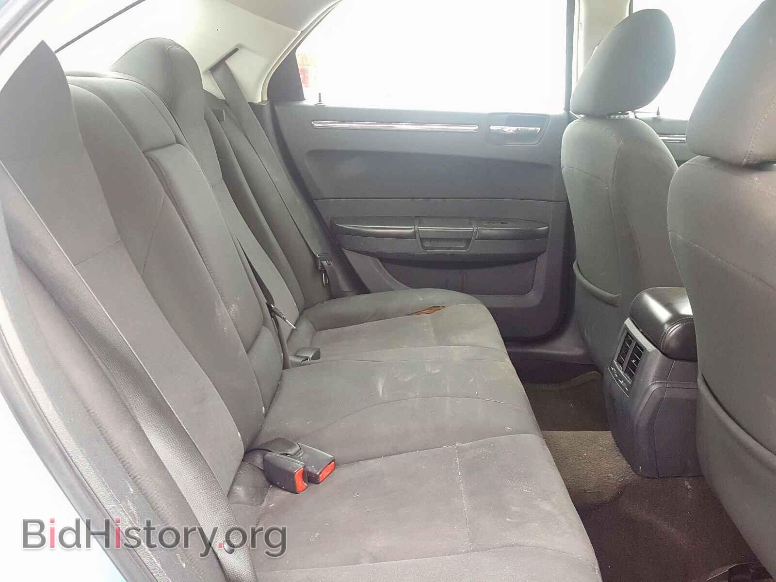2009 CHRYSLER 300 - VIN: 2C3KA43D19H524010 - Фото 6
