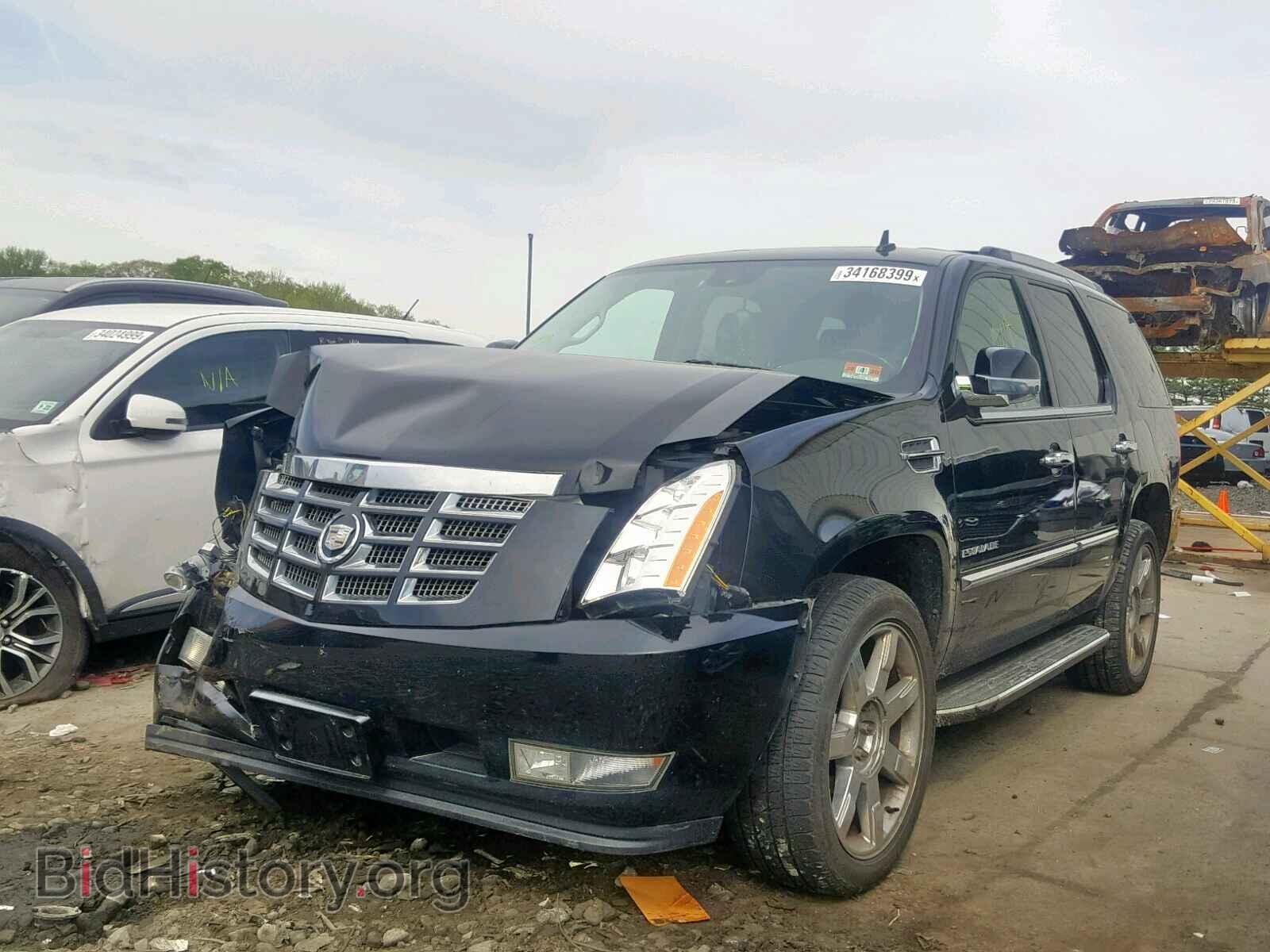 2011 CADILLAC ESCALADE L - VIN: 1GYS4BEF7BR391632 - Фото 2