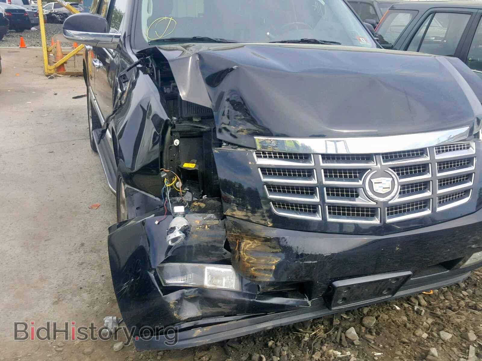 2011 CADILLAC ESCALADE L - VIN: 1GYS4BEF7BR391632 - Фото 9