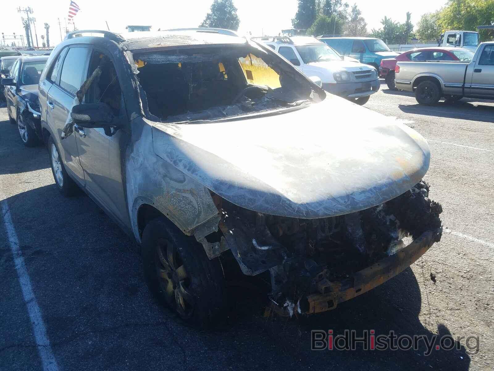 Photo 5XYKT4A65DG371195 - KIA SORENTO 2013