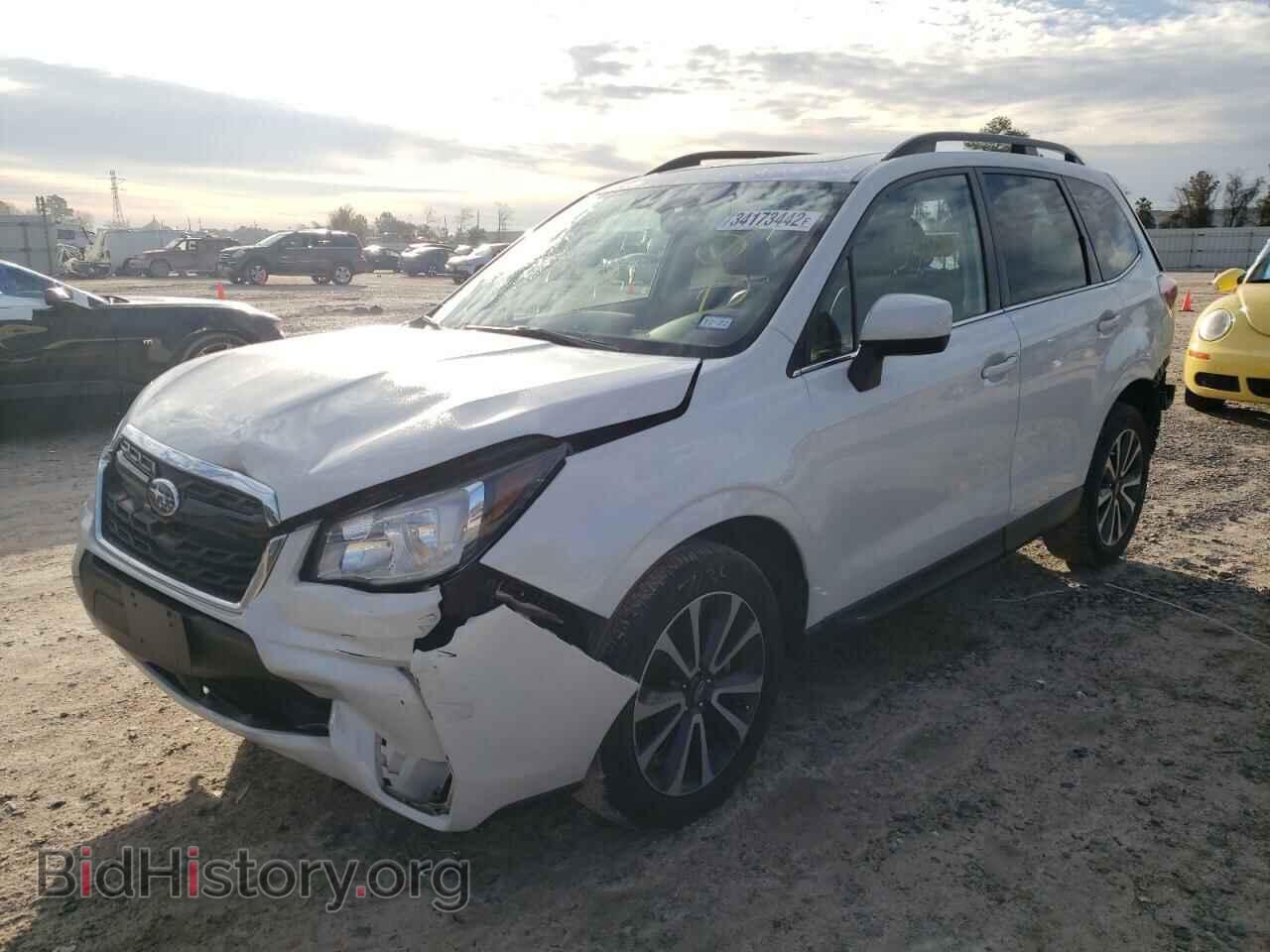 2017 SUBARU FORESTER - VIN: JF2SJGEC0HH809384 - Фото 2