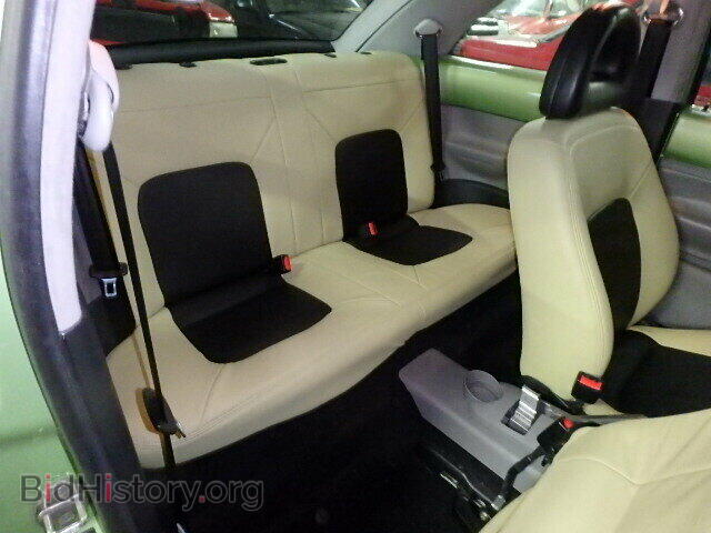 2000 VOLKSWAGEN BEETLE - VIN: 3VWCD21C8YM495818 - Фото 6