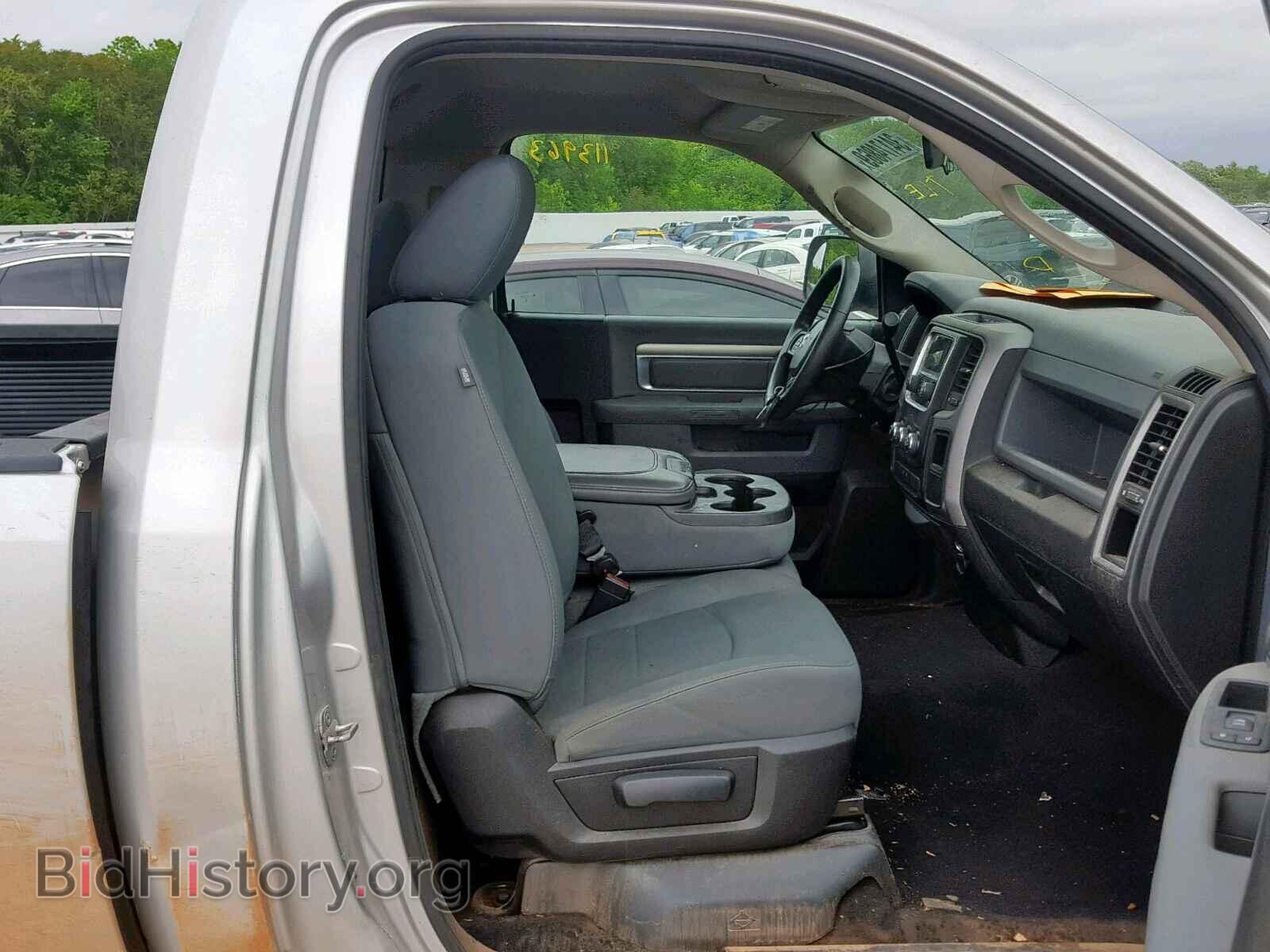 2013 RAM 1500 ST - VIN: 3C6JR6DT2DG596447 - Фото 5
