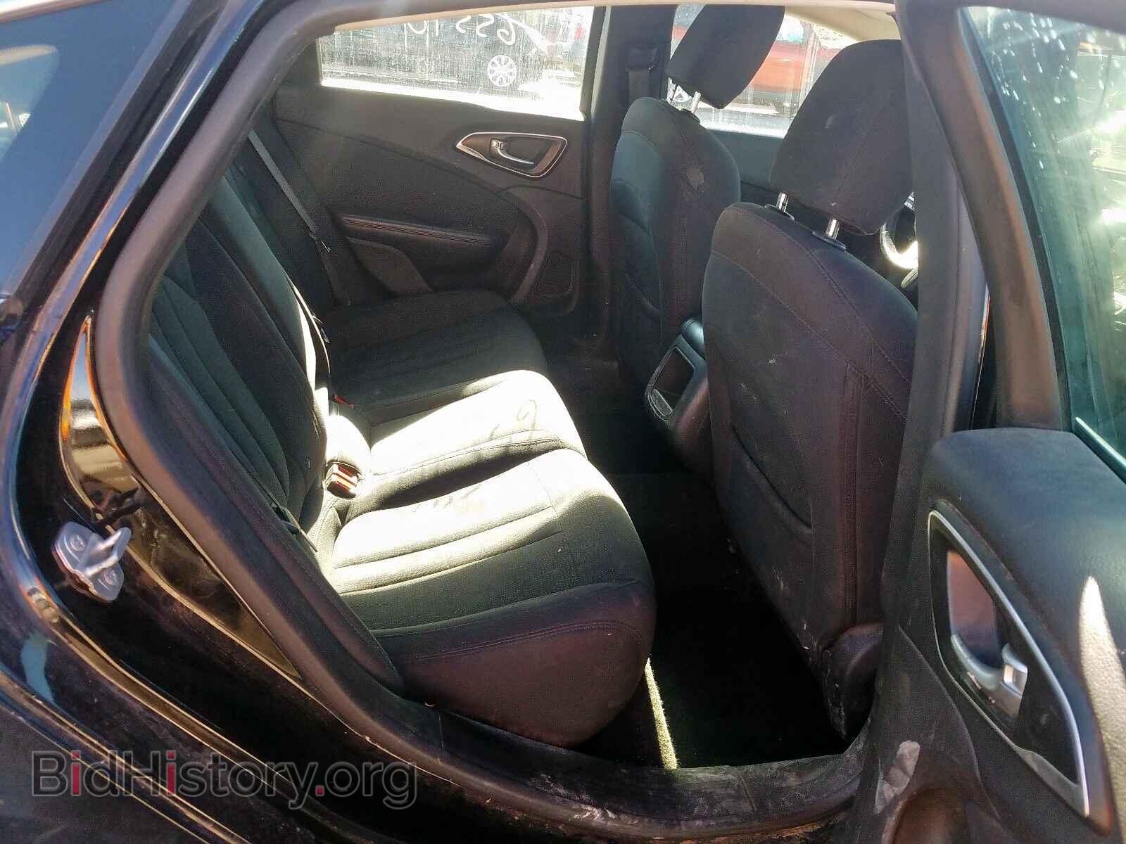 2016 CHRYSLER 200 - VIN: 1C3CCCAB5GN103809 - Photo 6