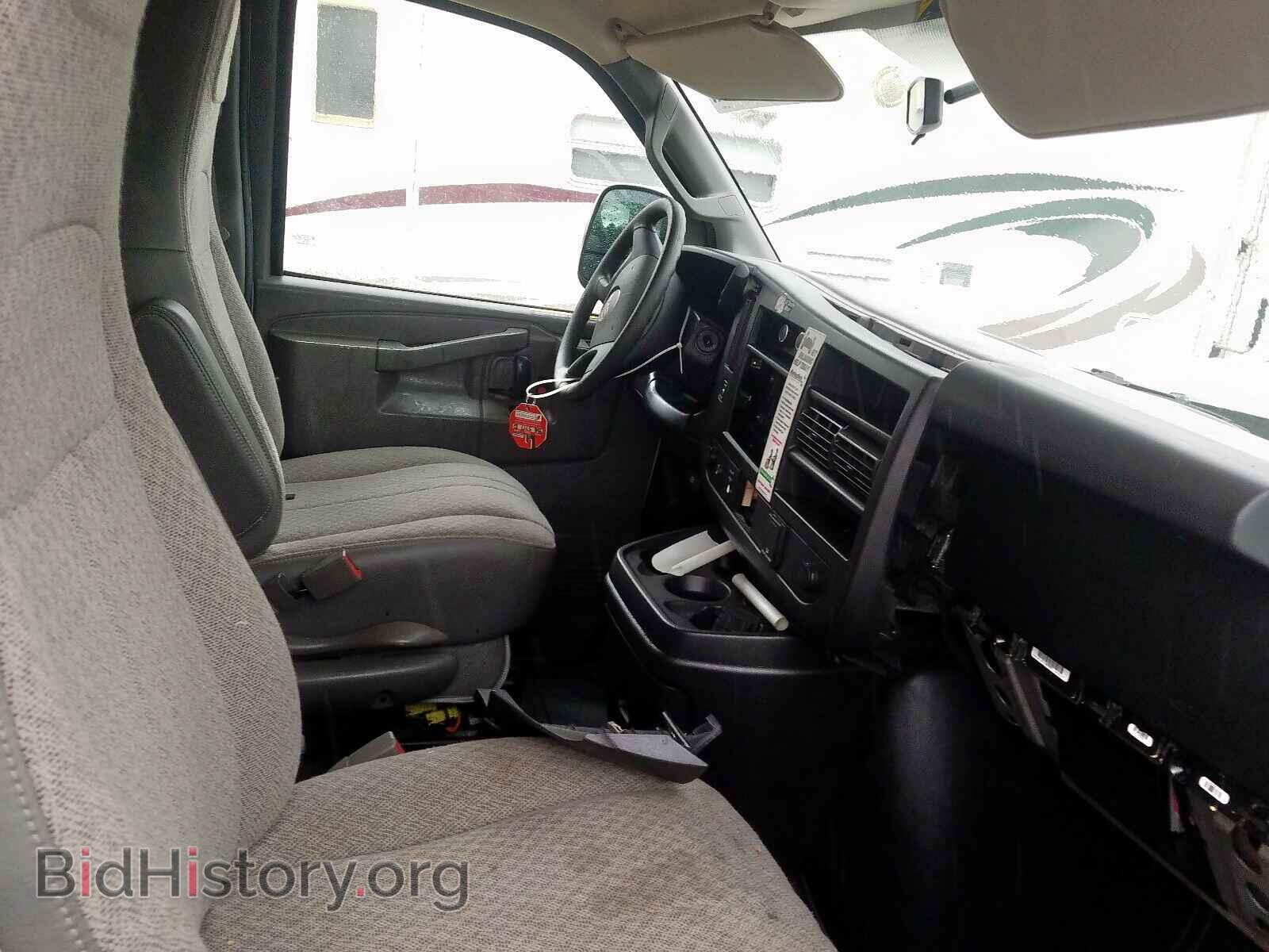2017 GMC SAVANA - VIN: 1GTW7AFF5H1908716 - Фото 5