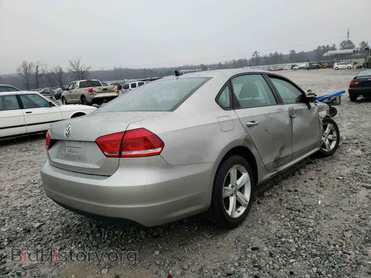 2012 VOLKSWAGEN PASSAT - VIN: 1VWBP7A31CC002913 - Фото 4