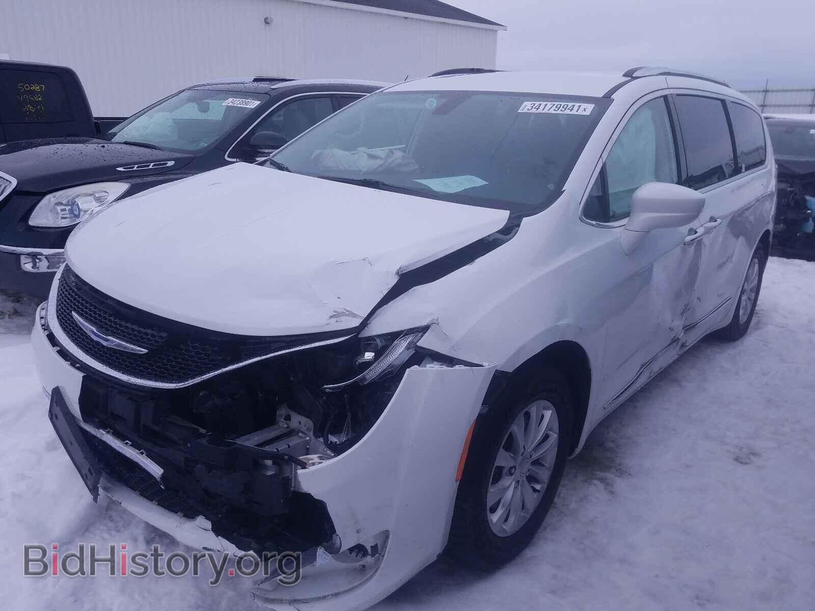 2019 CHRYSLER PACIFICA - VIN: 2C4RC1BG9KR561157 - Фото 2