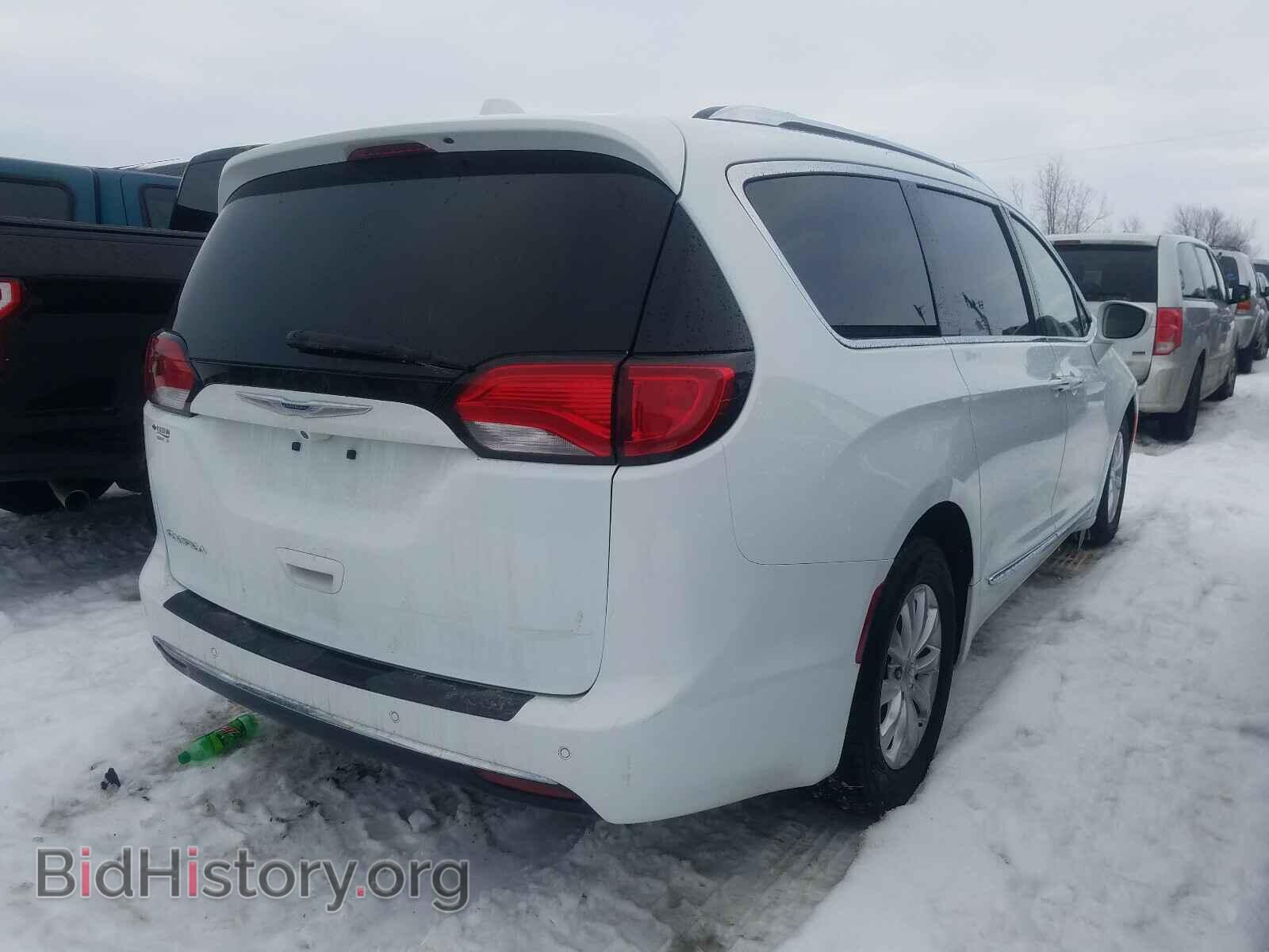 2019 CHRYSLER PACIFICA - VIN: 2C4RC1BG9KR561157 - Фото 4