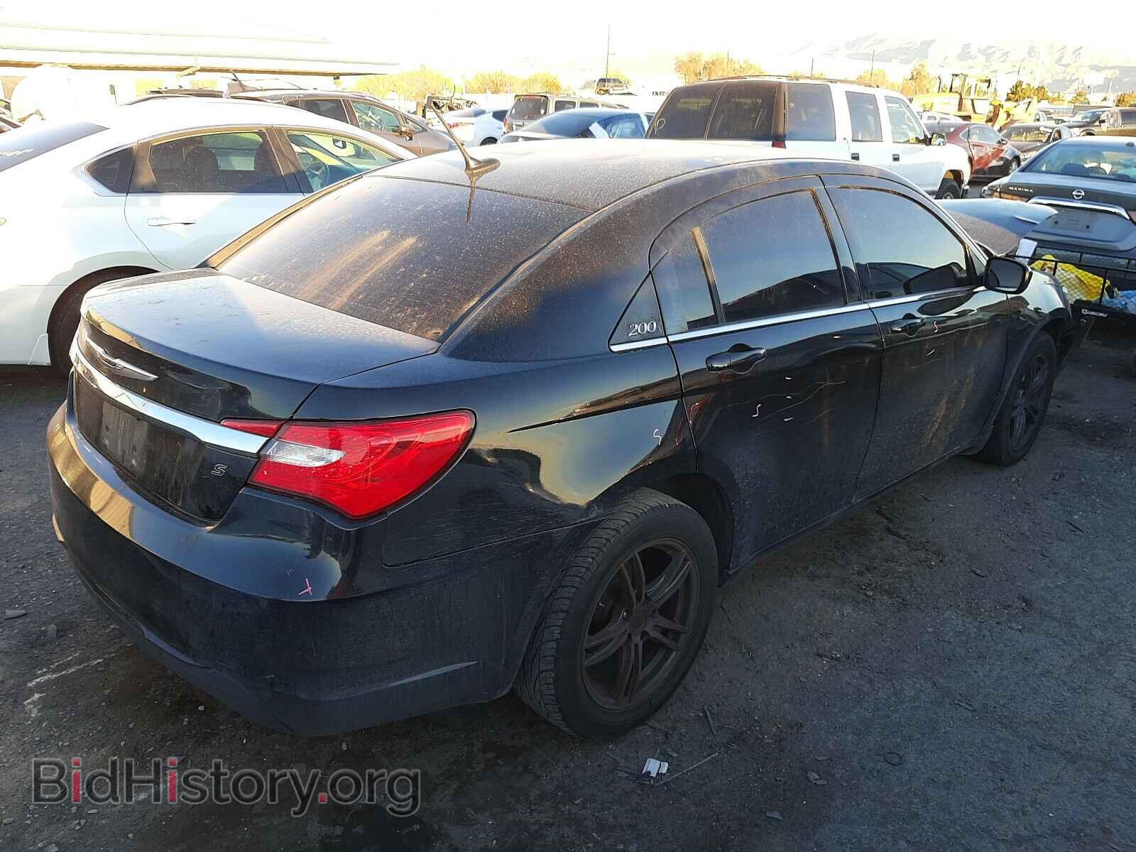 2011 CHRYSLER 200 - VIN: 1C3BC8FGXBN601493 - Фото 4