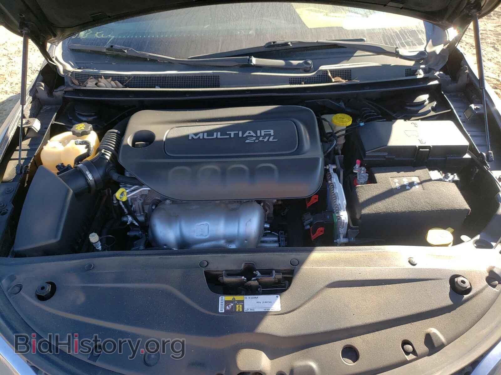 2016 CHRYSLER 200 - VIN: 1C3CCCAB2GN126674 - Фото 7