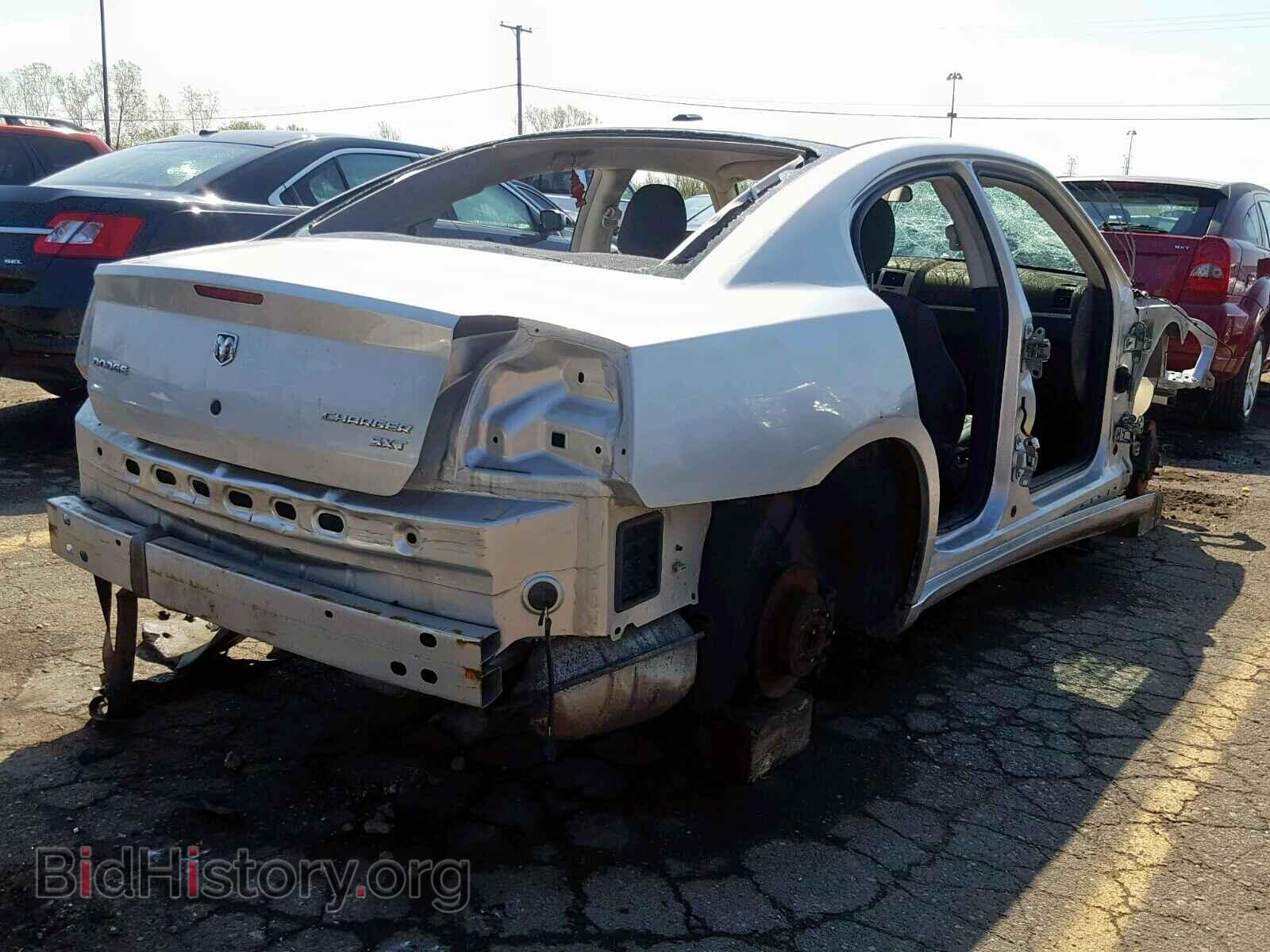 2010 DODGE CHARGER - VIN: 2B3CA3CV4AH252318 - Фото 4
