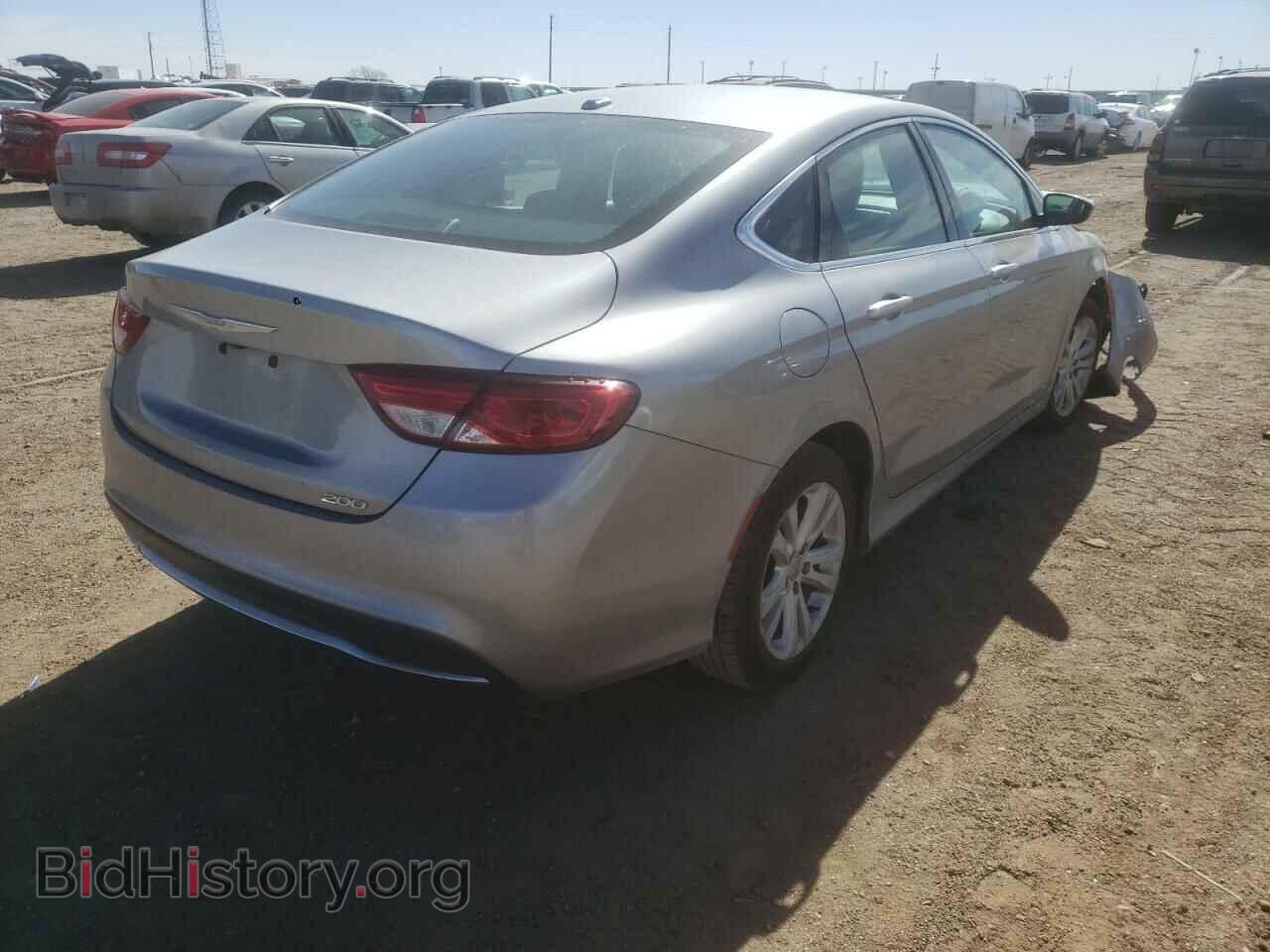 2015 CHRYSLER 200 - VIN: 1C3CCCAB1FN702804 - Фото 4