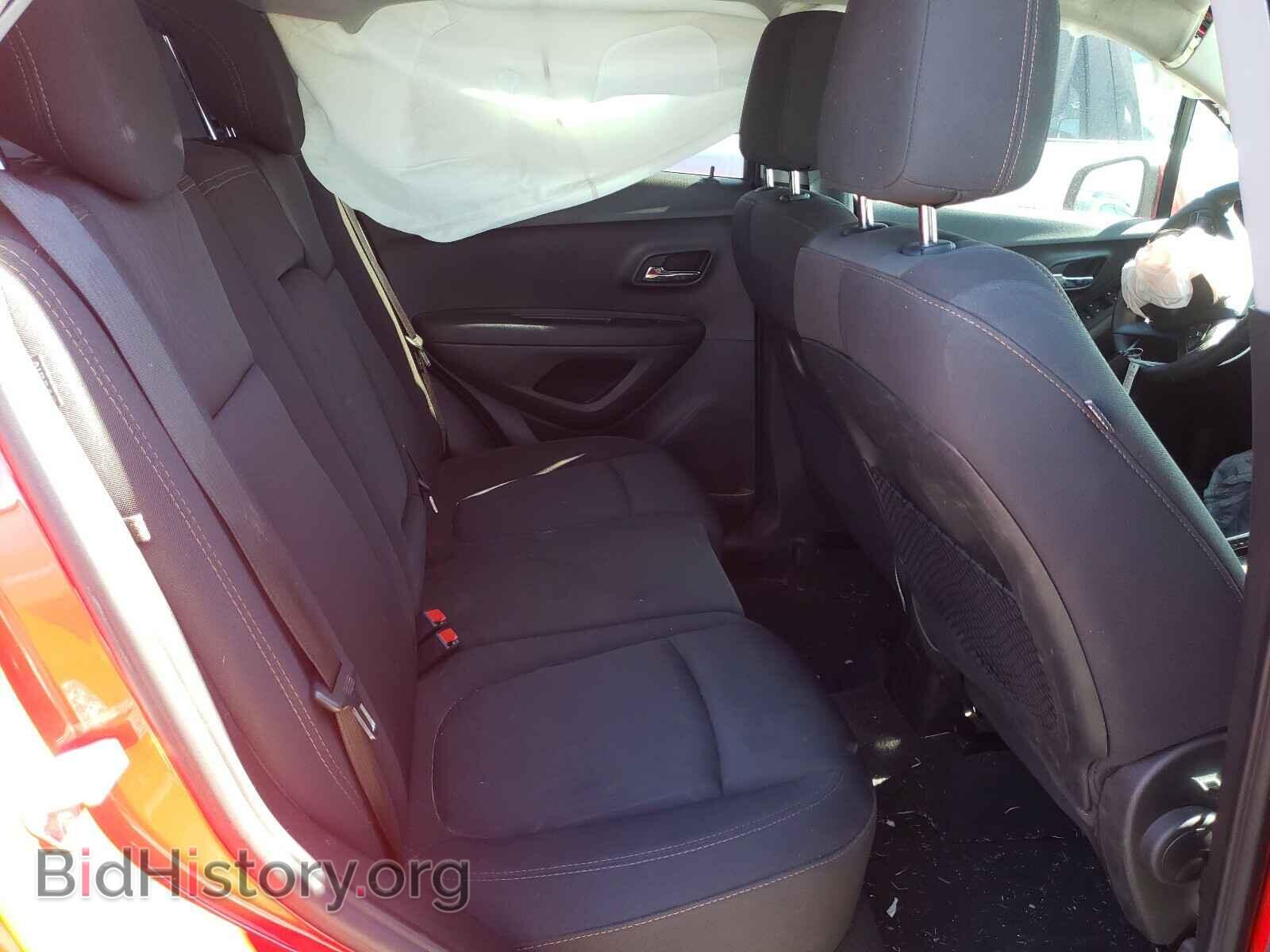 2017 CHEVROLET TRAX - VIN: 3GNCJLSB6HL162649 - Фото 6