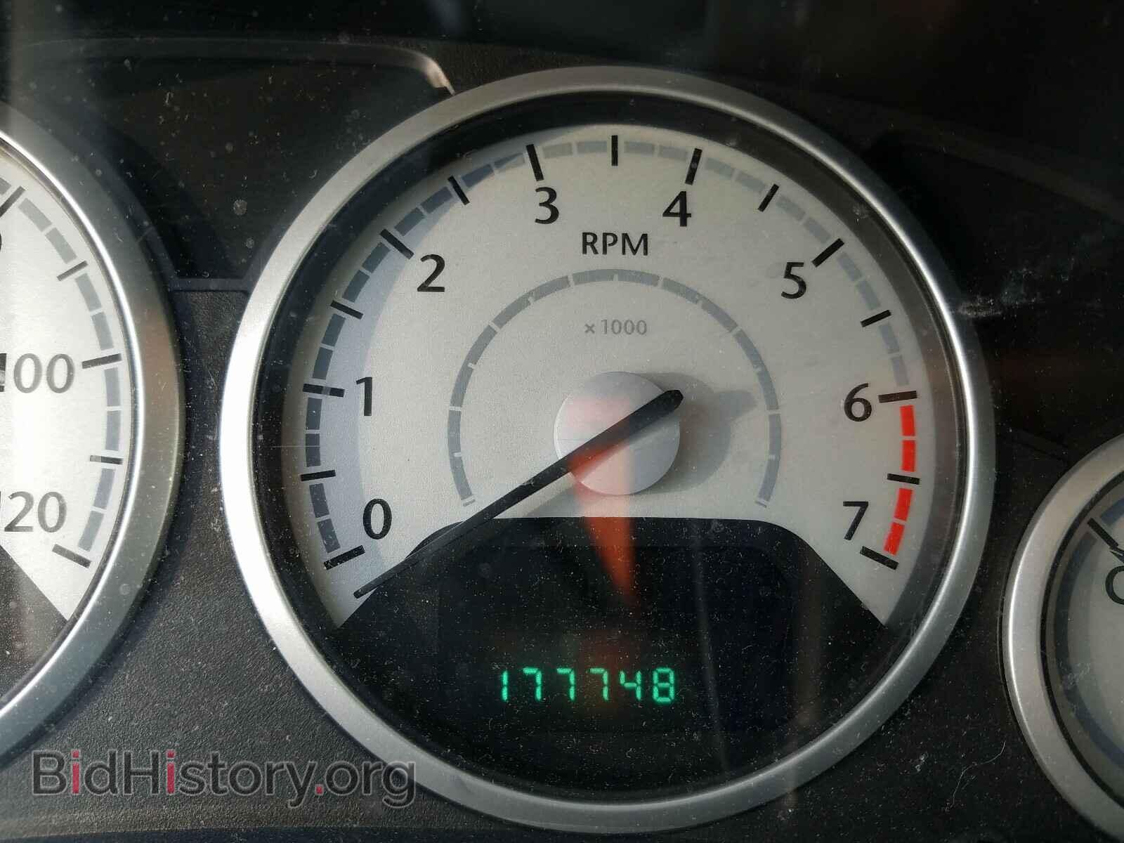 2010 CHRYSLER MINIVAN - VIN: 2A4RR4DE8AR186415 - Фото 8