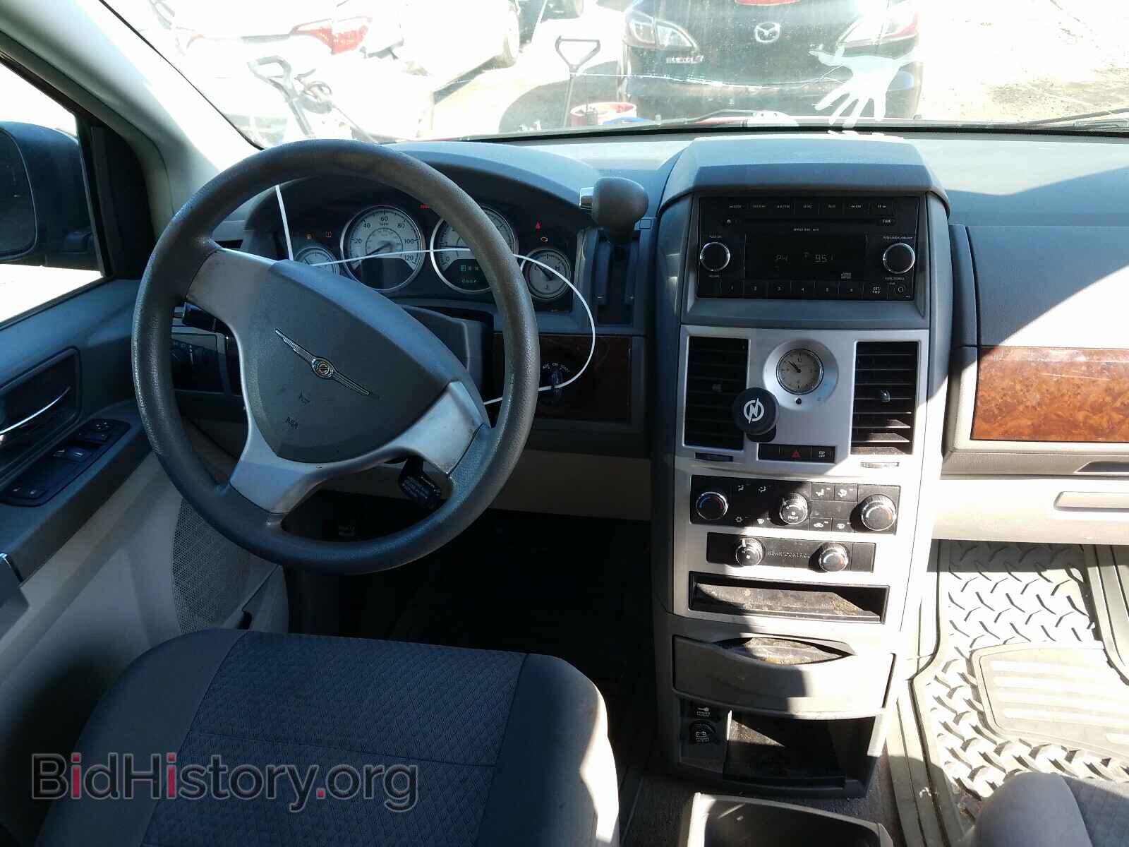 2010 CHRYSLER MINIVAN - VIN: 2A4RR4DE8AR186415 - Фото 9