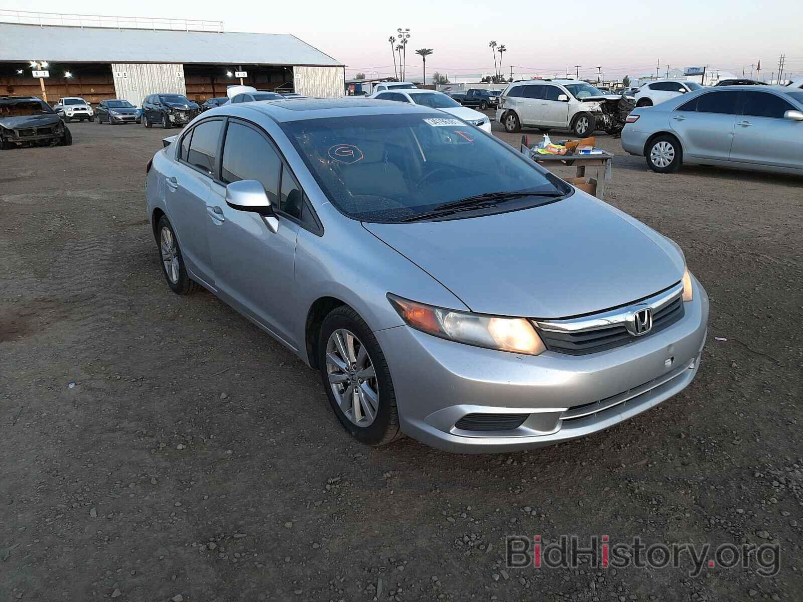 Photo 19XFB2F8XCE330091 - HONDA CIVIC 2012