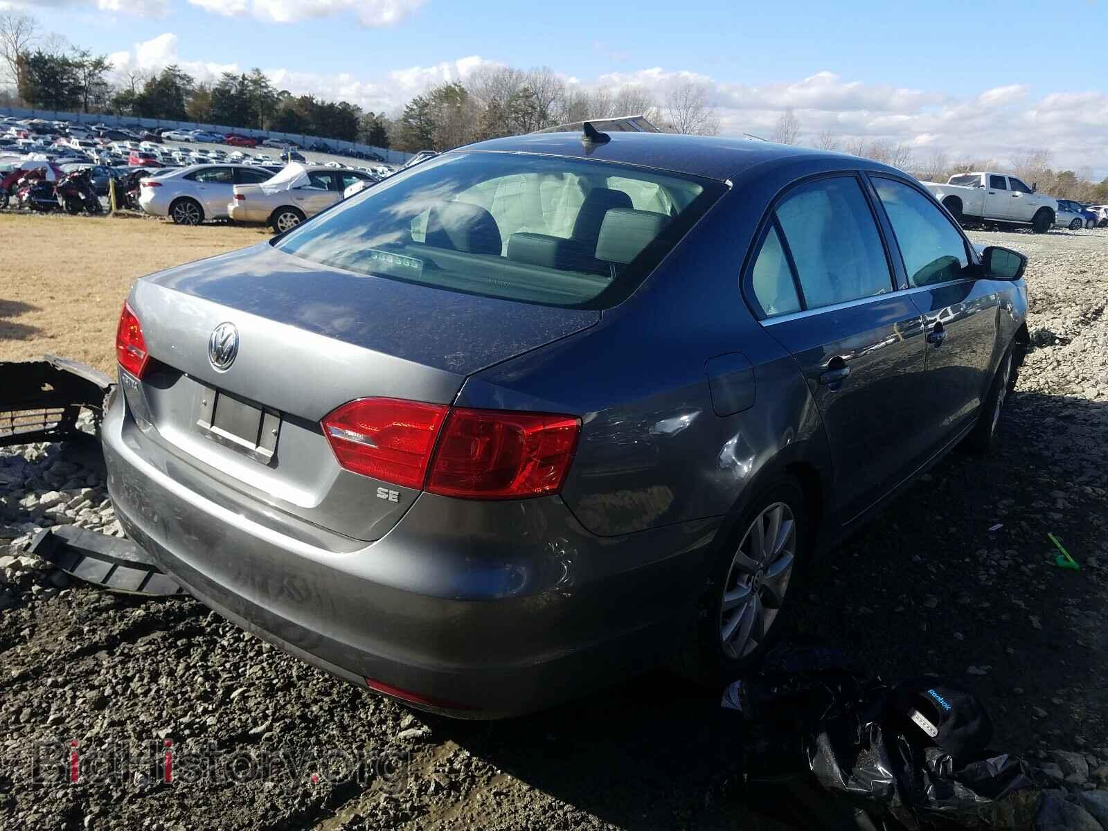 2014 VOLKSWAGEN JETTA - VIN: 3VWD07AJ4EM379961 - Фото 4