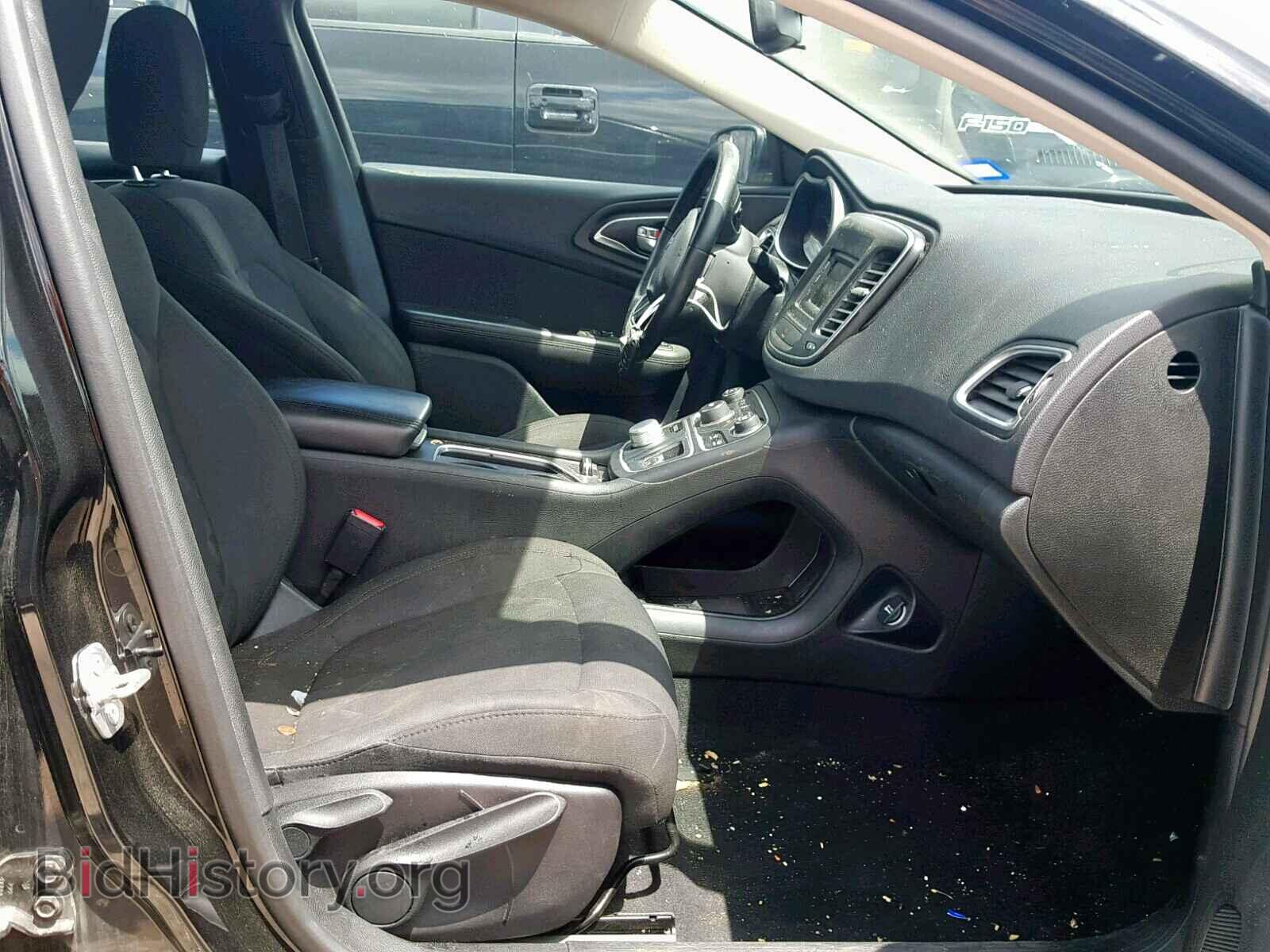 2016 CHRYSLER 200 - VIN: 1C3CCCFB8GN196298 - Photo 5