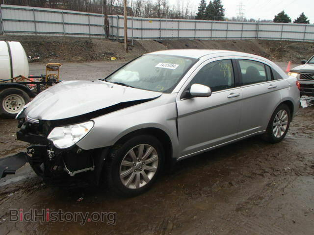 2010 CHRYSLER SEBRING - VIN: 1C3CC5FB4AN226061 - Фото 2