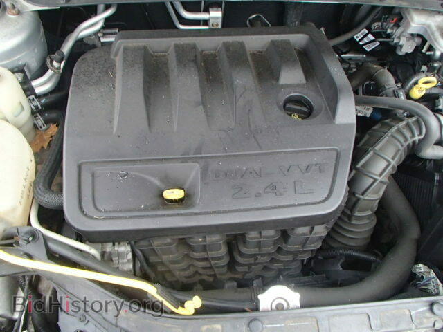 2010 CHRYSLER SEBRING - VIN: 1C3CC5FB4AN226061 - Фото 7