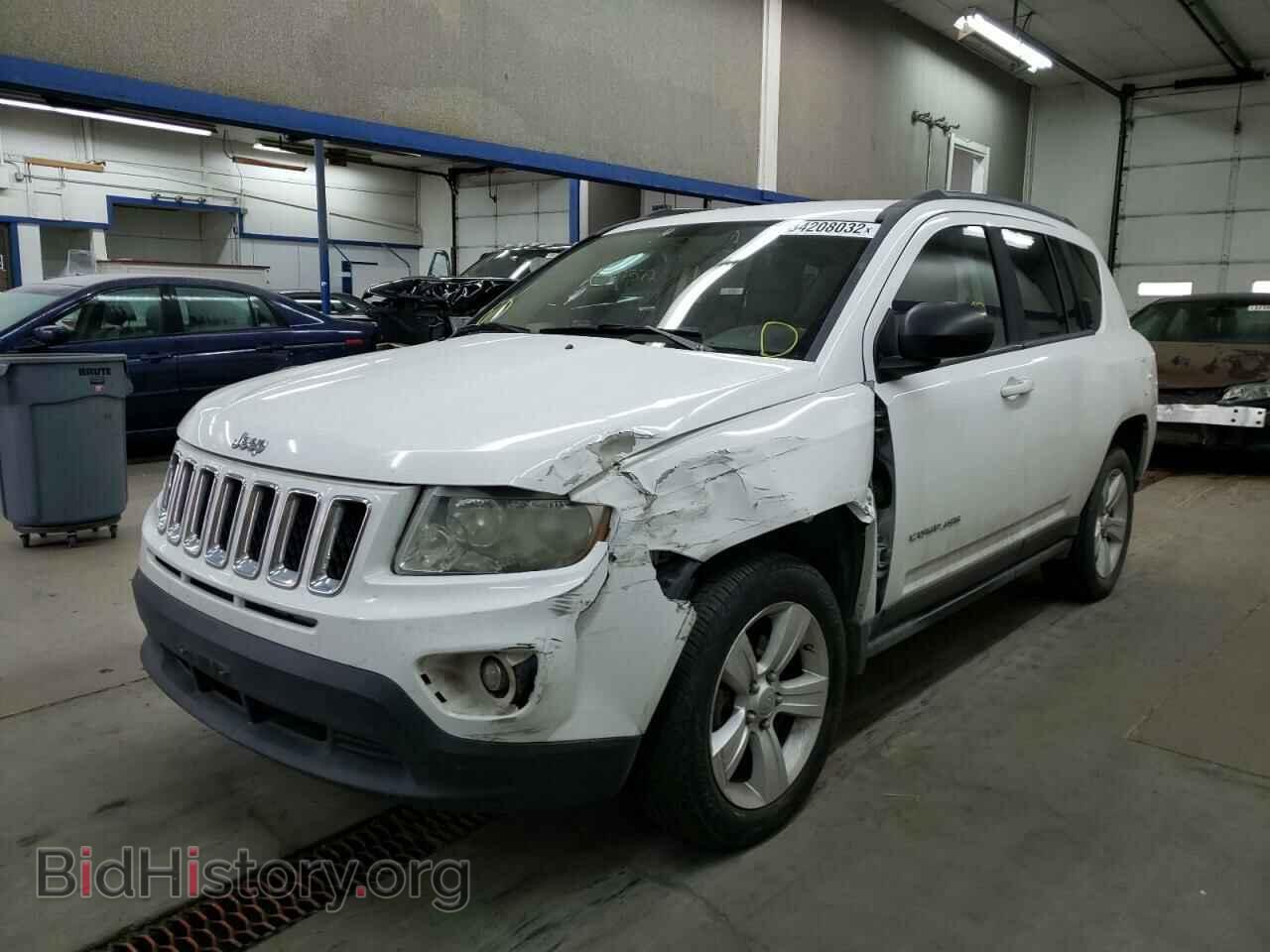 2012 JEEP COMPASS - VIN: 1C4NJCEA2CD523636 - Фото 2
