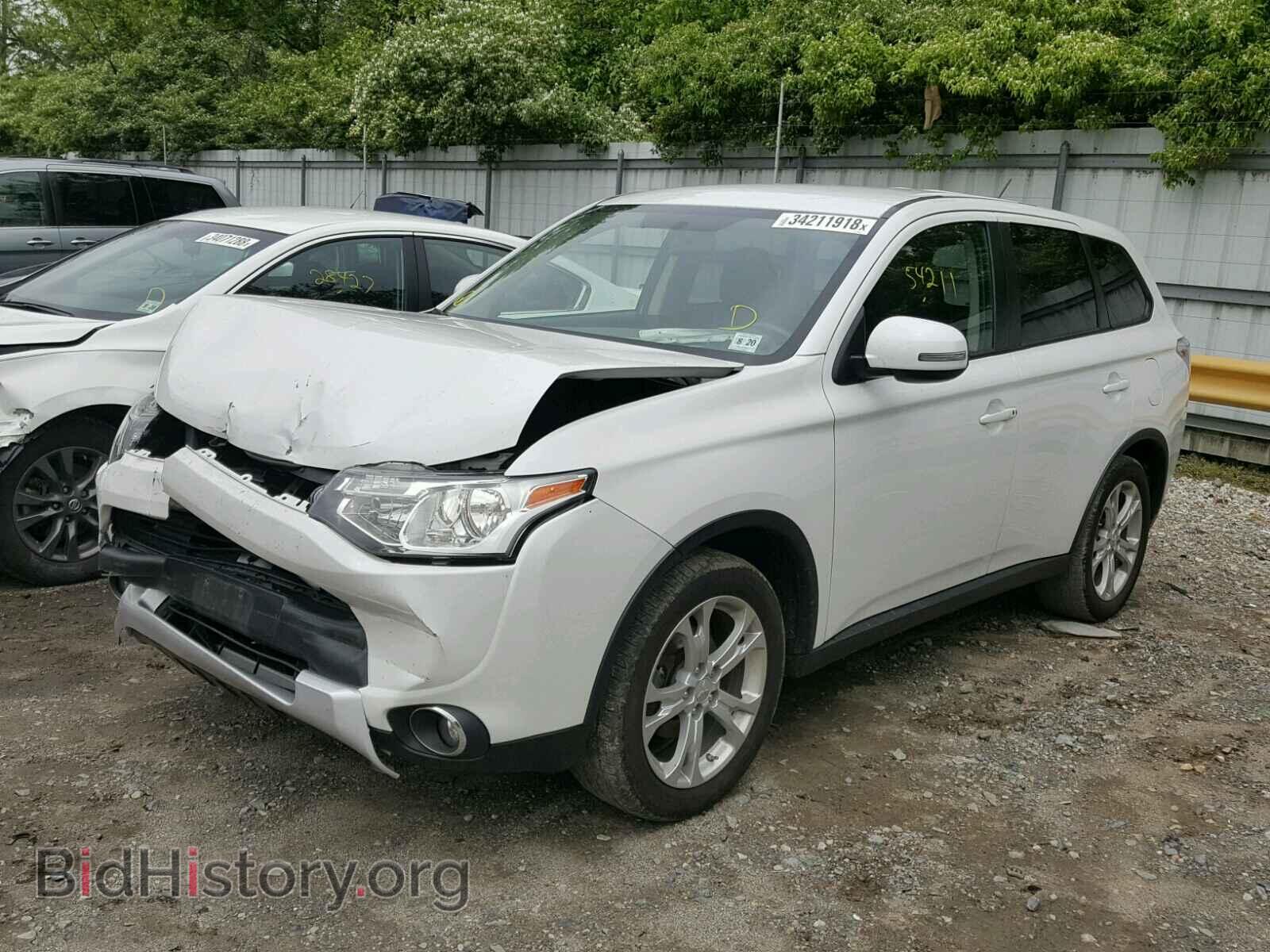 2015 MITSUBISHI OUTLANDER - VIN: JA4AD3A30FZ008200 - Фото 2