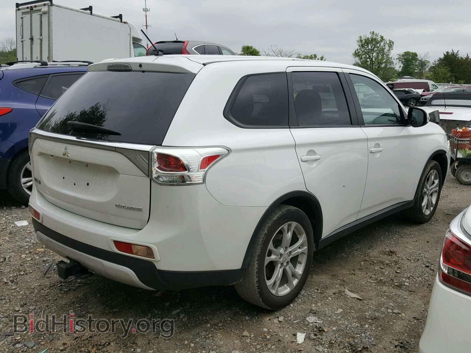 2015 MITSUBISHI OUTLANDER - VIN: JA4AD3A30FZ008200 - Фото 4