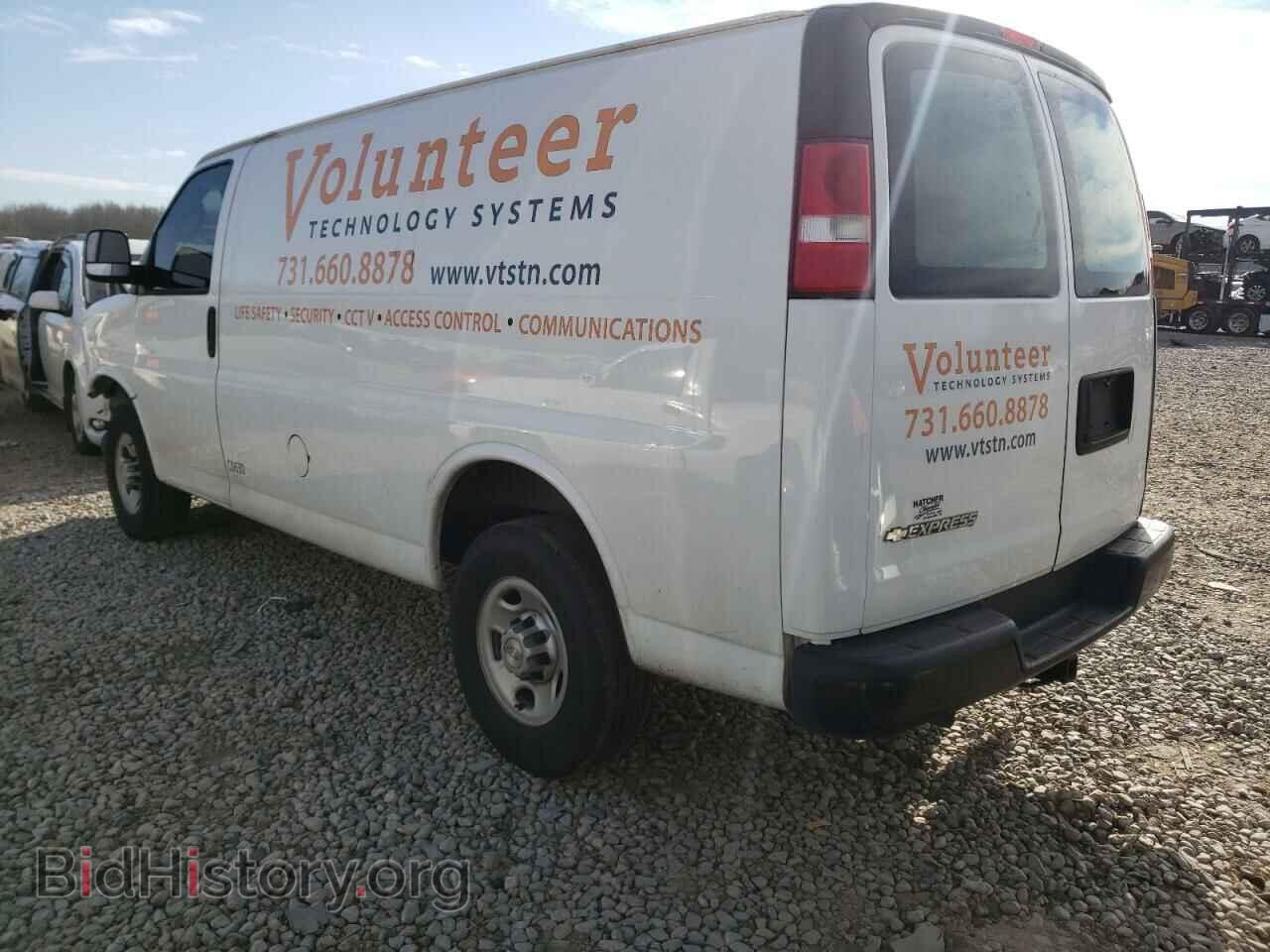 2017 CHEVROLET EXPRESS - VIN: 1GCWGAFF8H1131299 - Фото 3