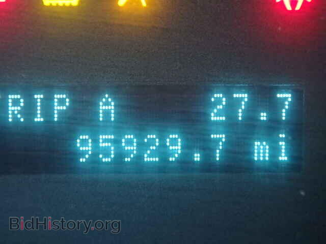 2008 FORD FOCUS - VIN: 1FAHP35N28W274495 - Фото 8