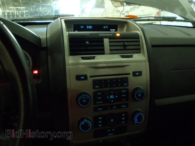 2011 FORD ESCAPE - VIN: 1FMCU9DGXBKC11870 - Фото 9