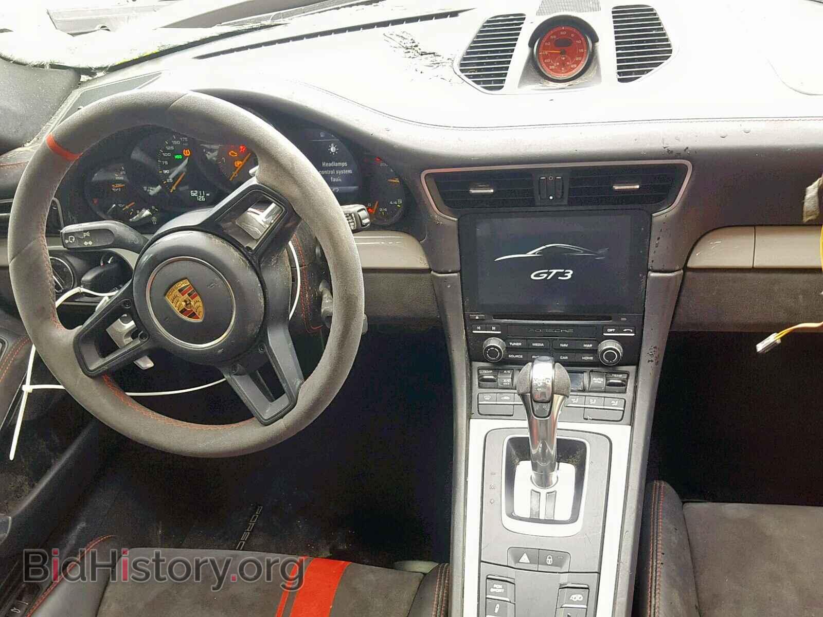 2018 PORSCHE 911 - VIN: WP0AC2A91JS174119 - Фото 9